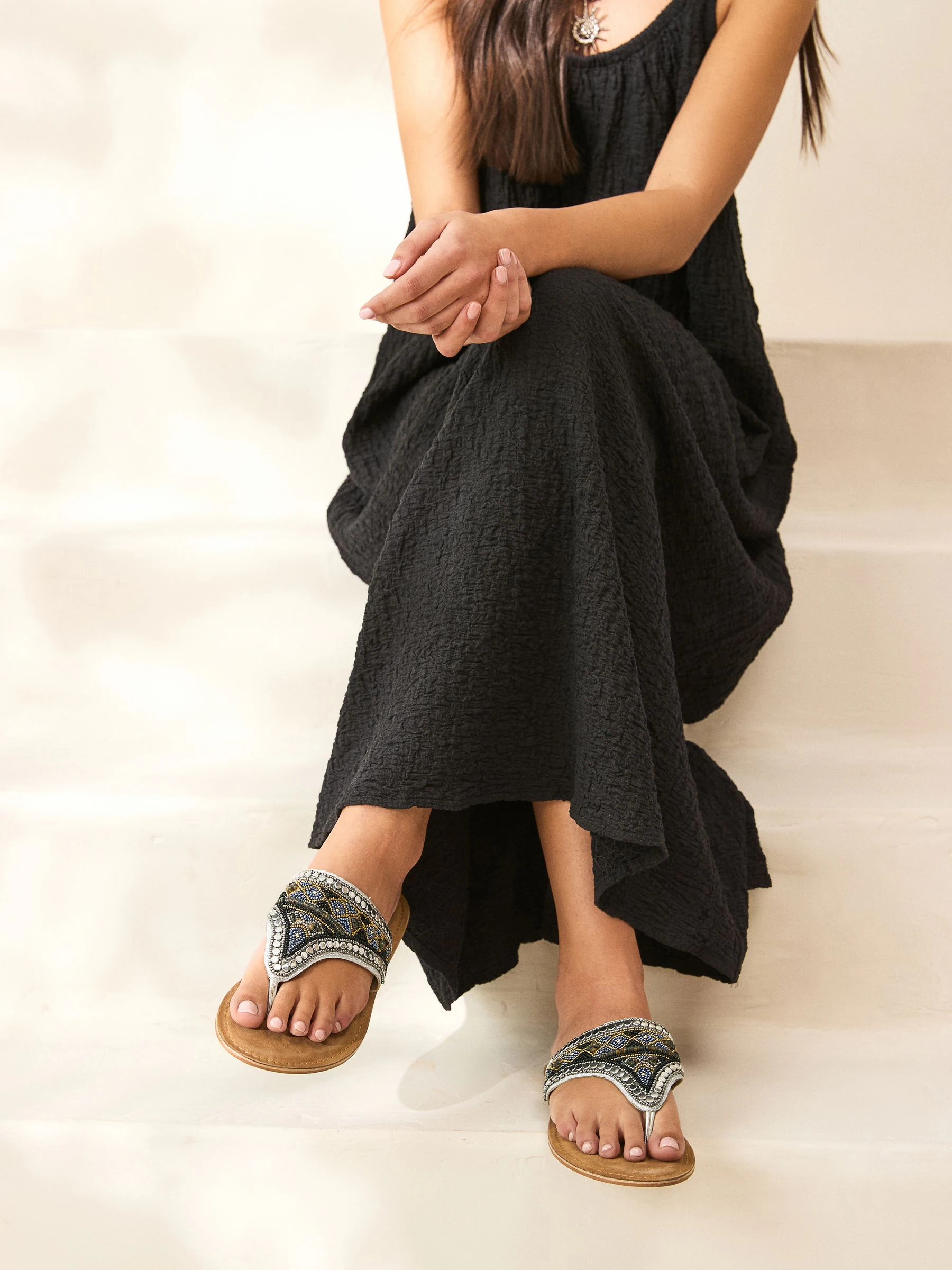 Metallic Standard/Wide Fit Chunky Beaded Toe Thong Sandals