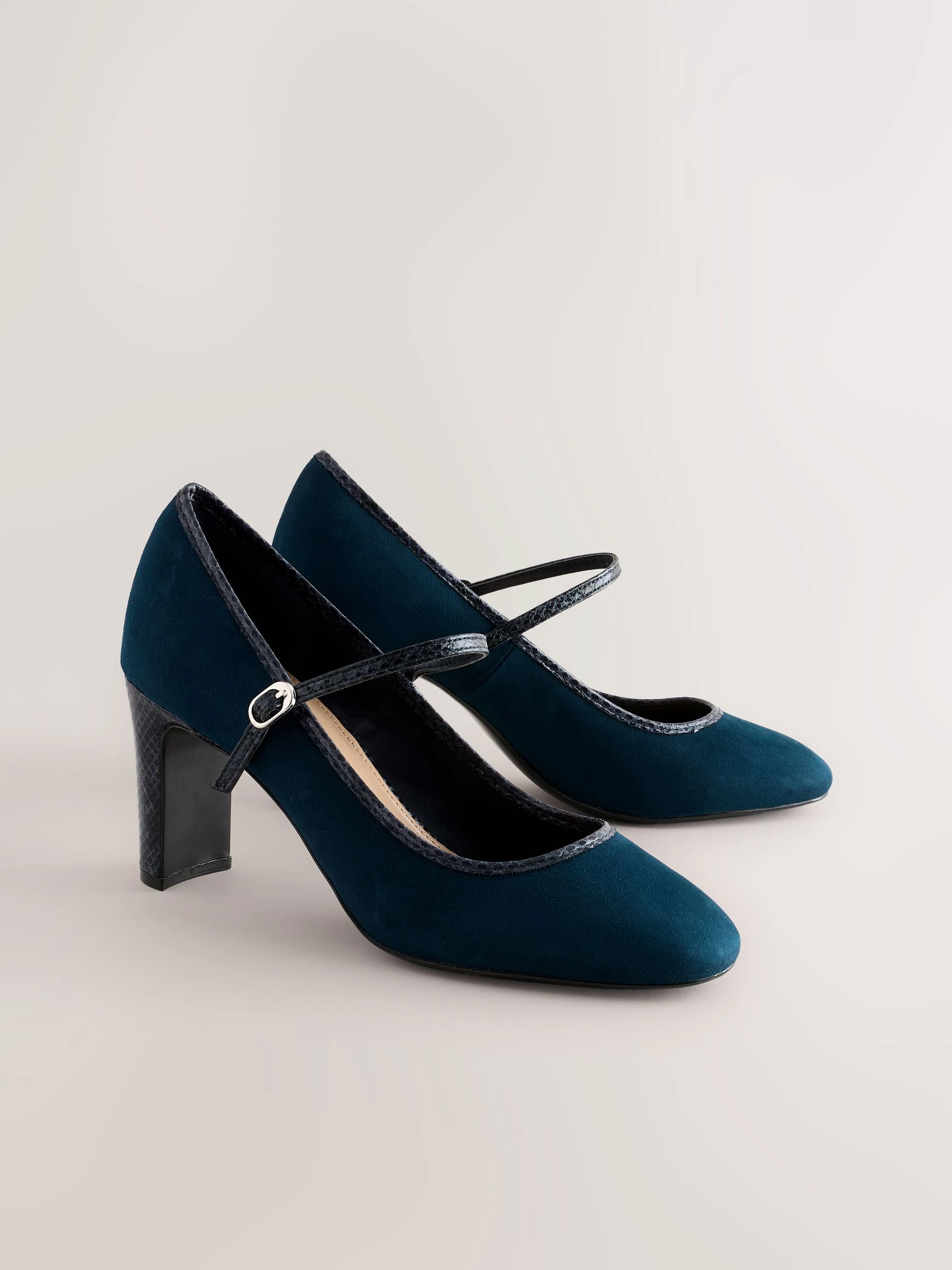 Navy Standard Fit Round Toe Mary Jane Block Court Shoes