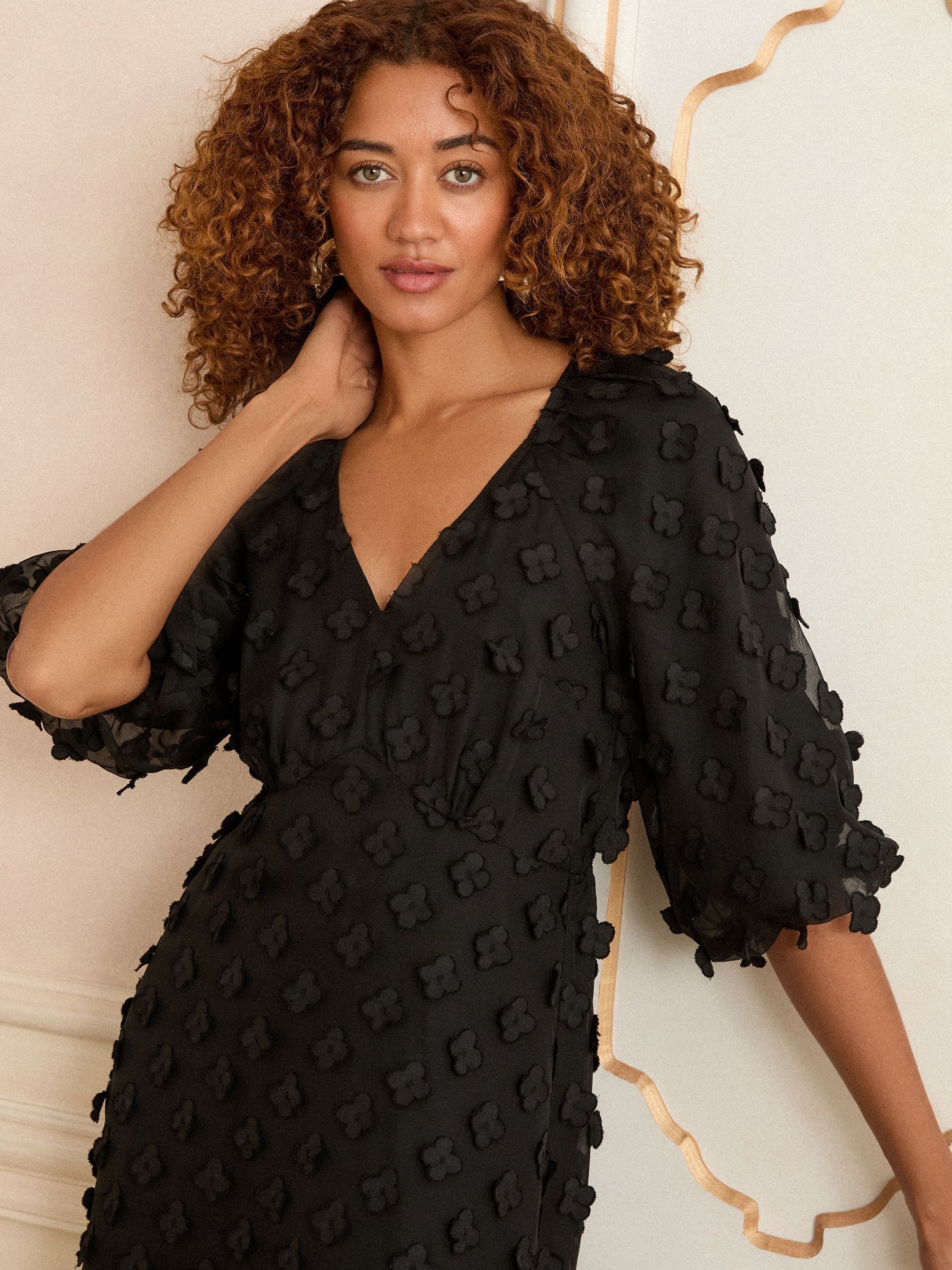 Love & Roses Black 3D Floral V-Neck Puff Sleeve Midi Dress