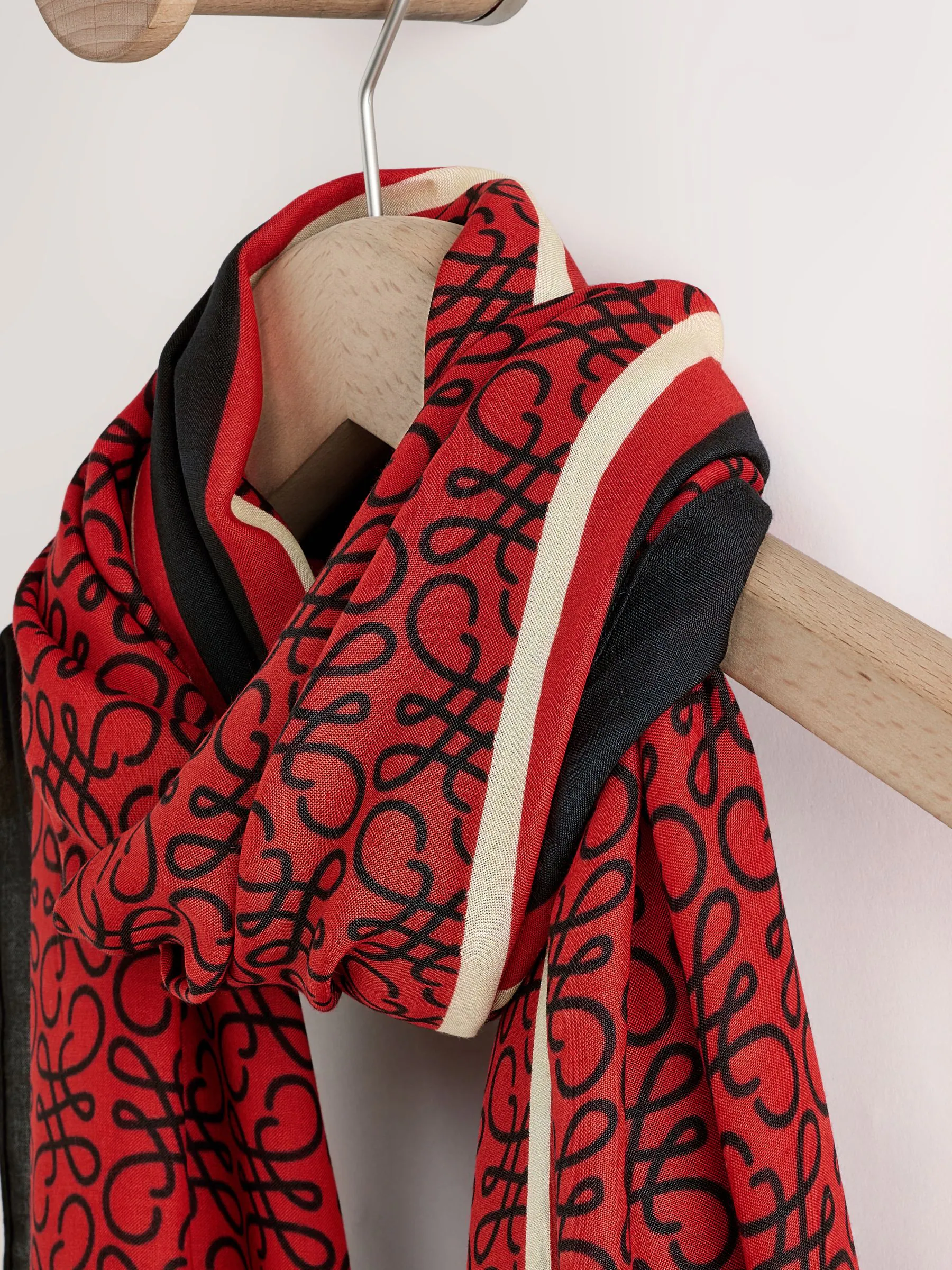 Red/Black Swirl Lightweight Scarf