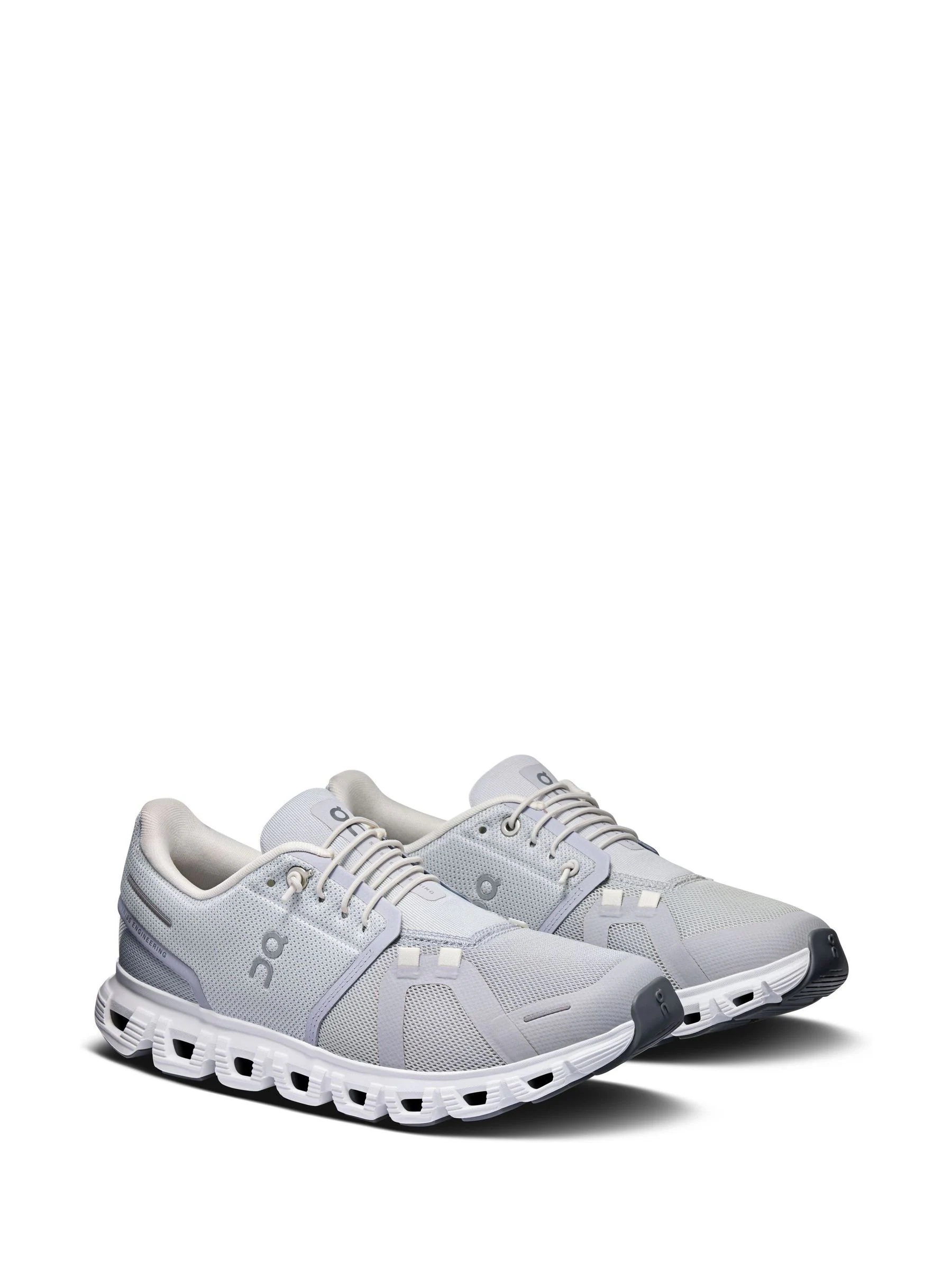 On Grey Cloud 6 Lifestyle Trainers
