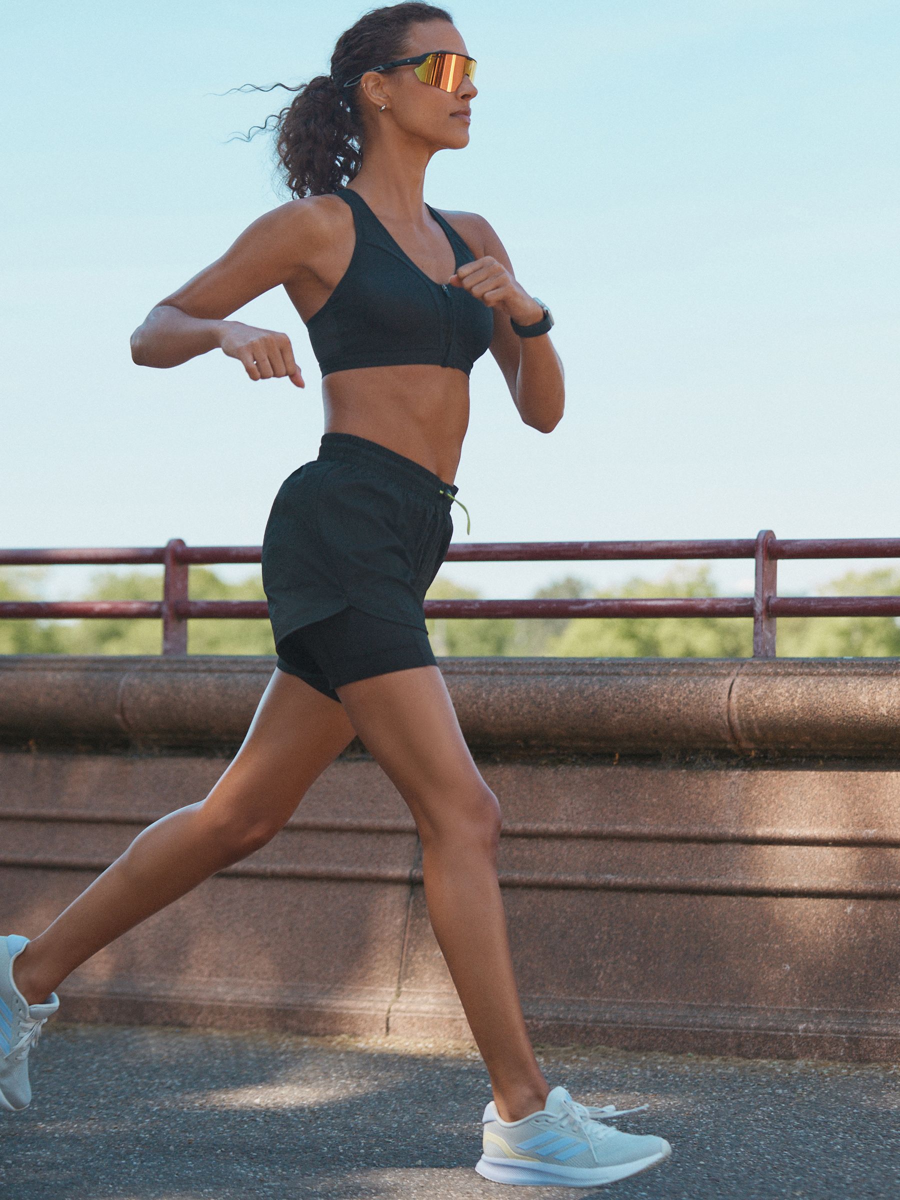 Black B-GG Active Sports High Impact Dry Tech Zip Front Bra