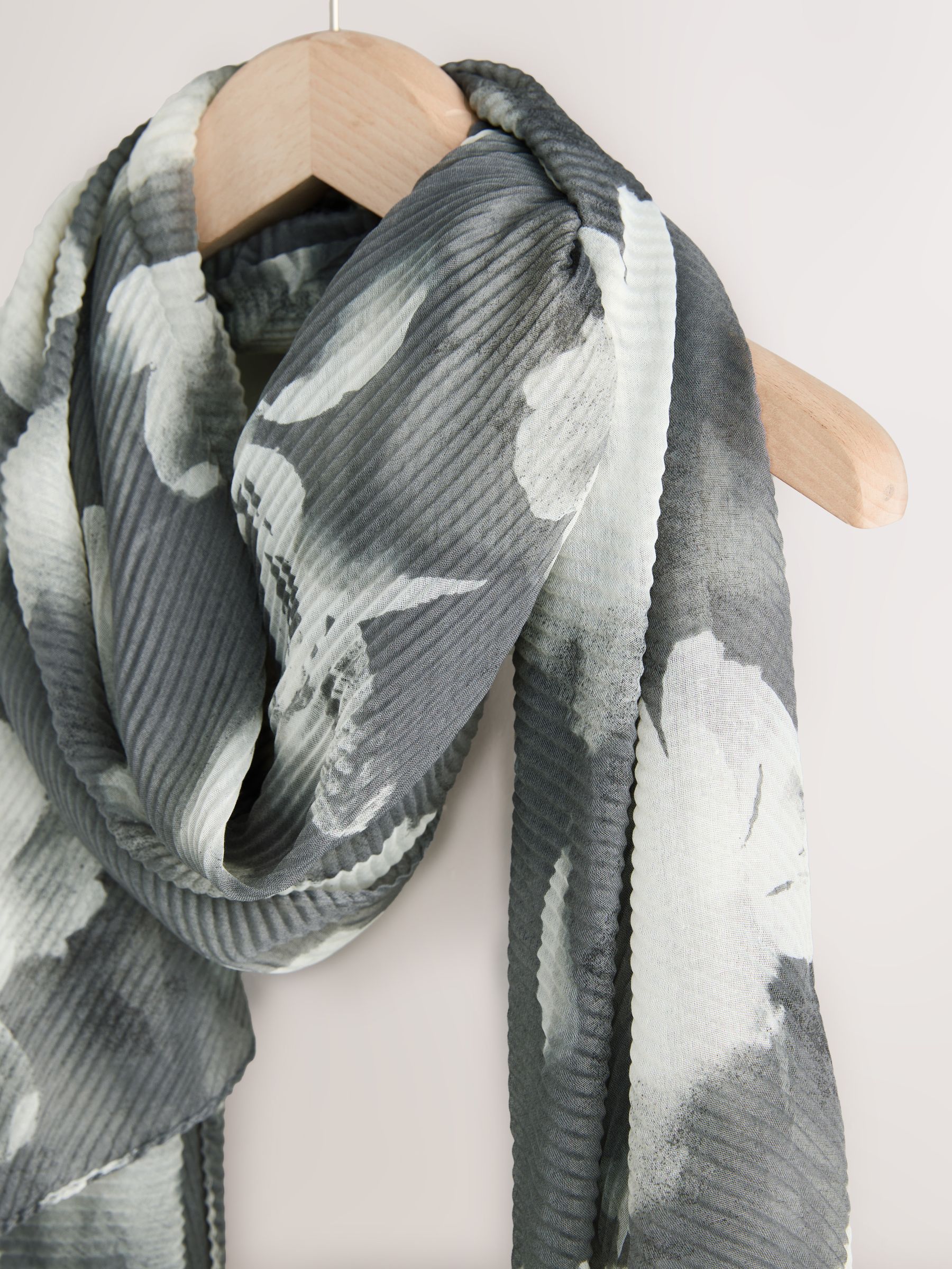 Black Floral Print Plisse Lightweight Scarf