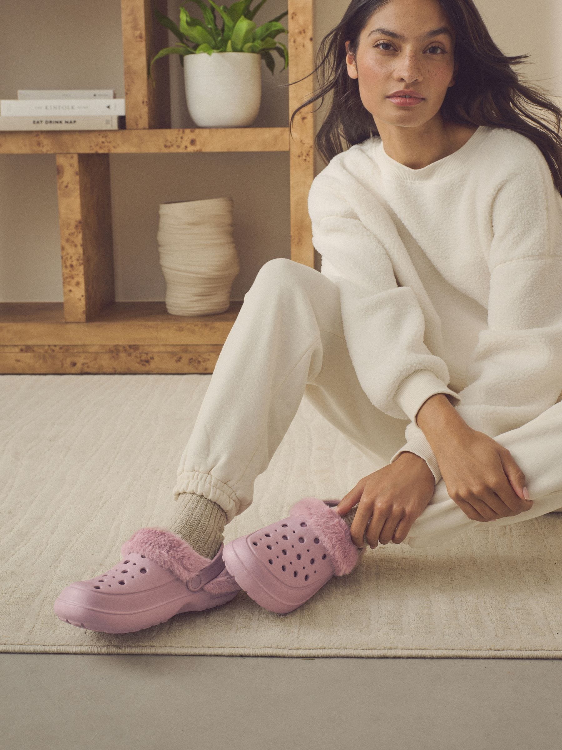 Pink Womens Faux Fur Lined Clogs Slippers