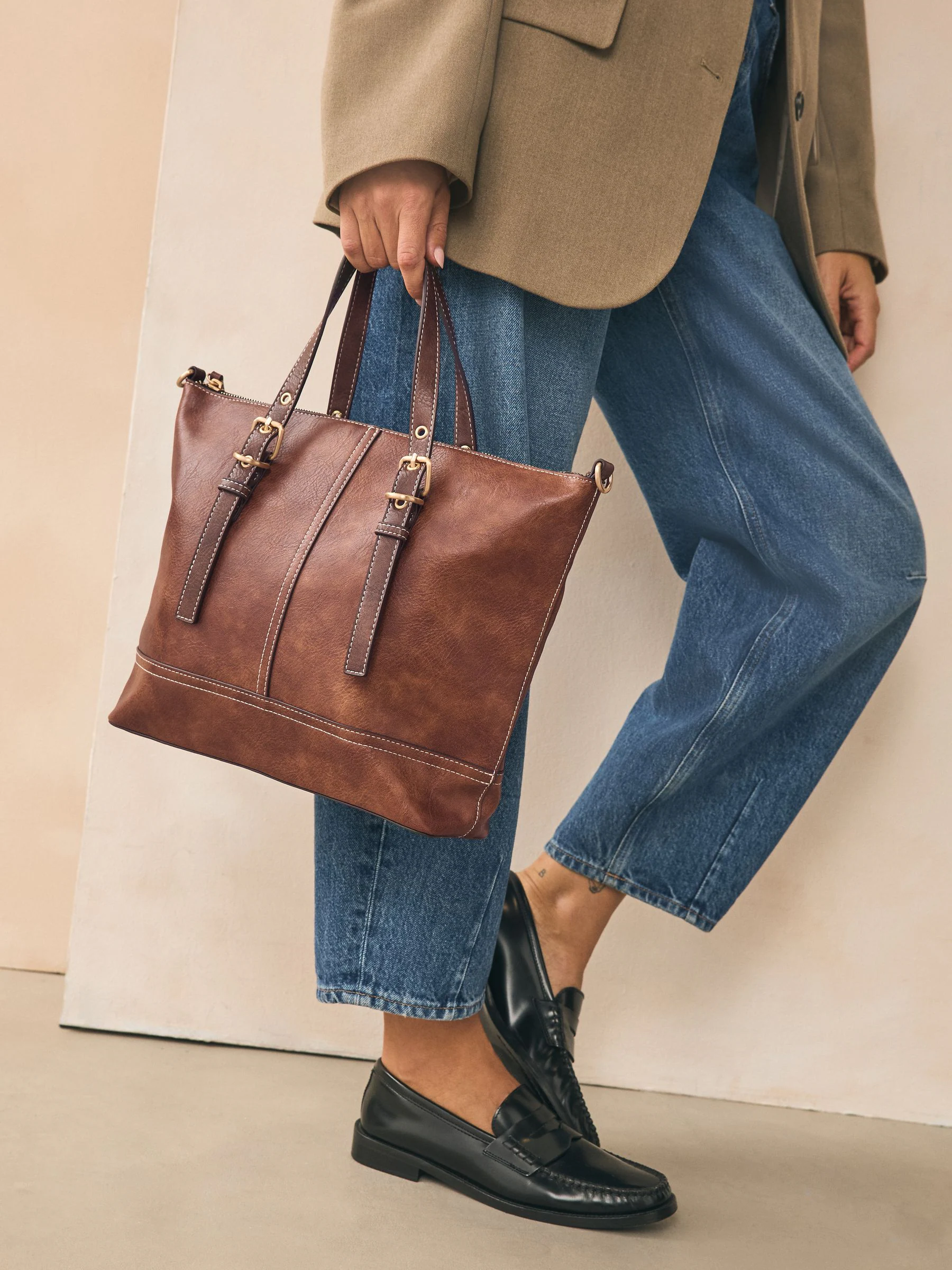 Tan Brown Buckle Hand Held Bag