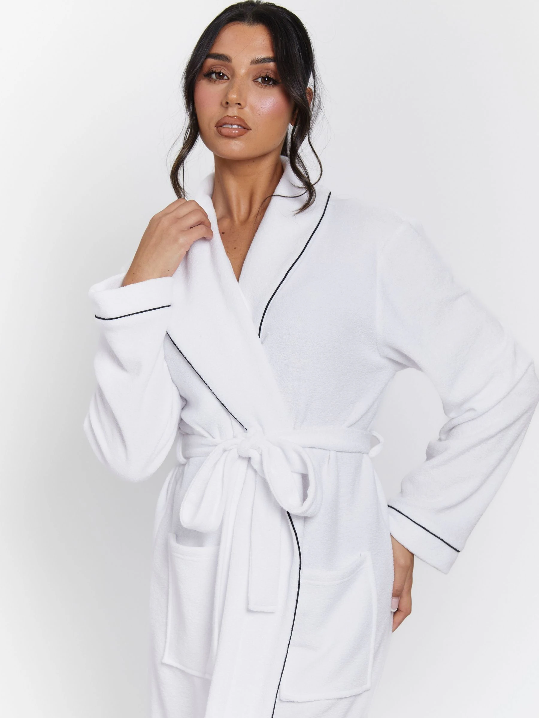 Loungeable White Lightweight Spa Robe