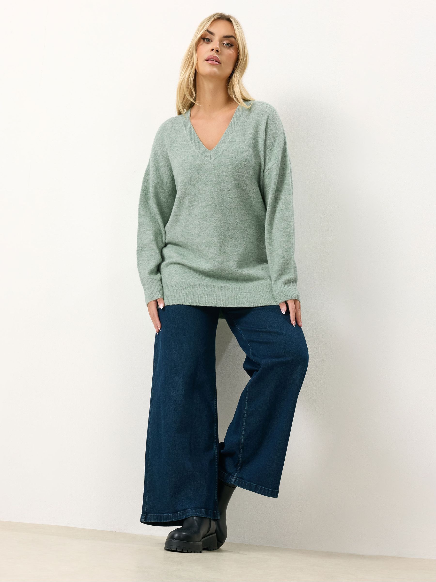 Yours Curve Green V-Neck Soft Touch Jumper