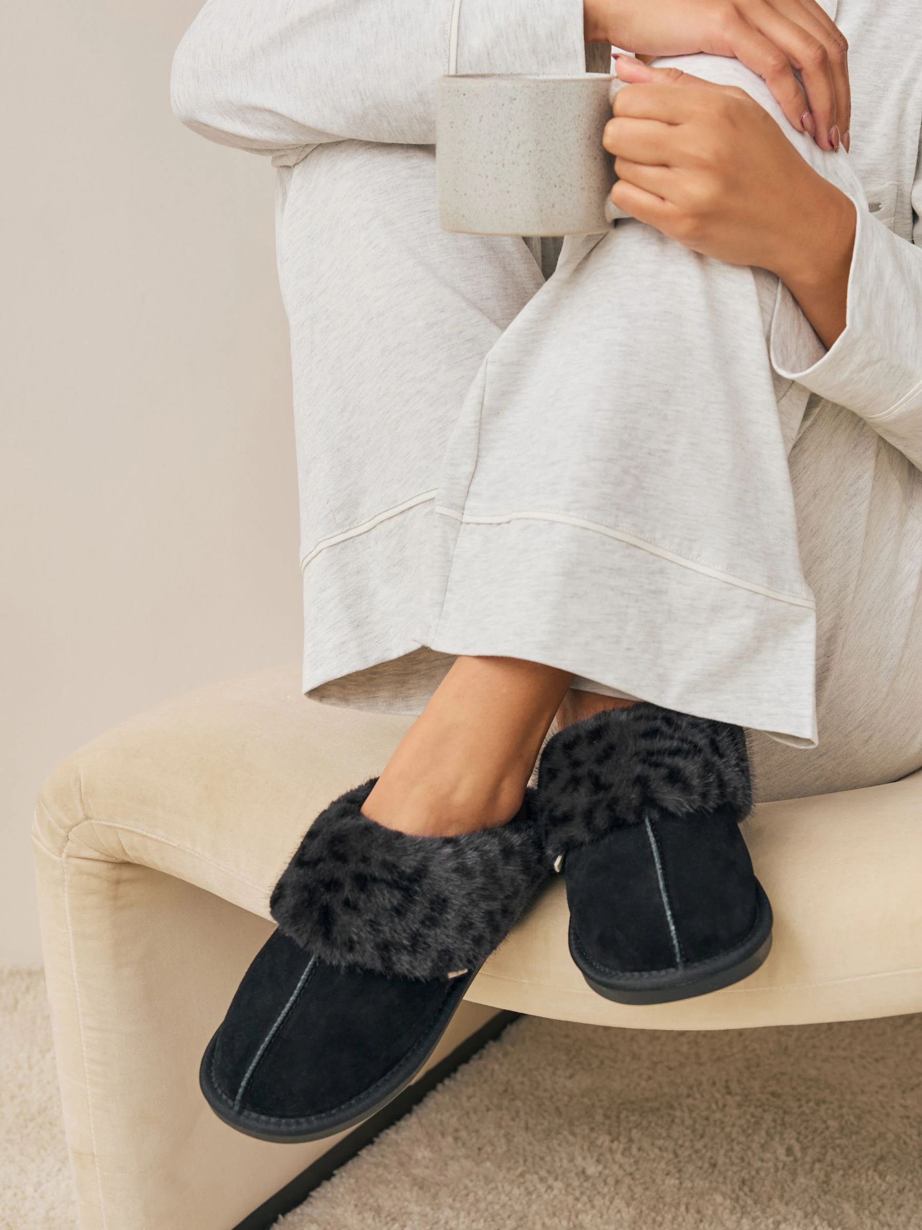 Black Faux Fur Lined Suede Mule Slippers