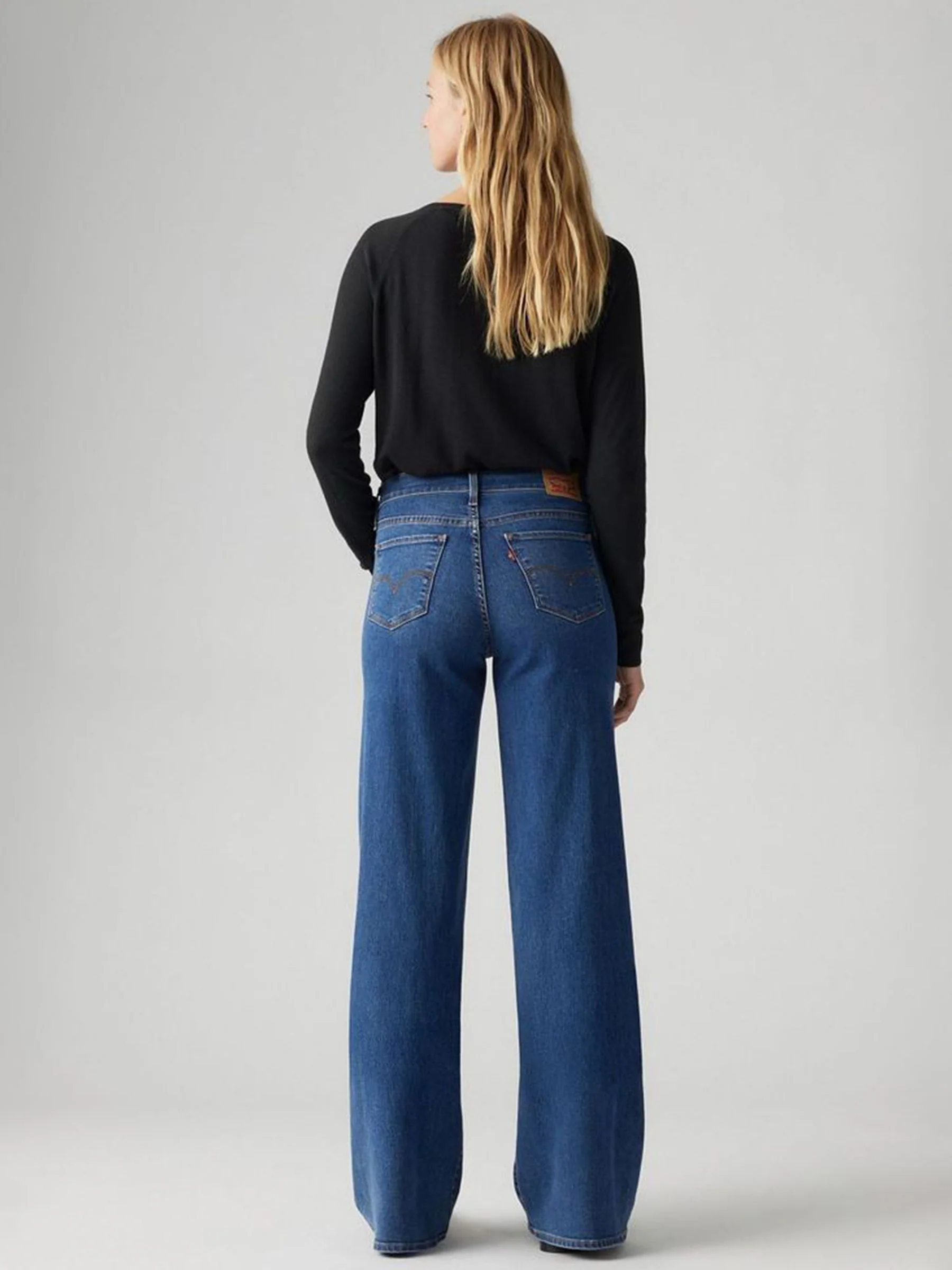 Levi's® Clever Girl 318 Shaping Wide Leg Jeans