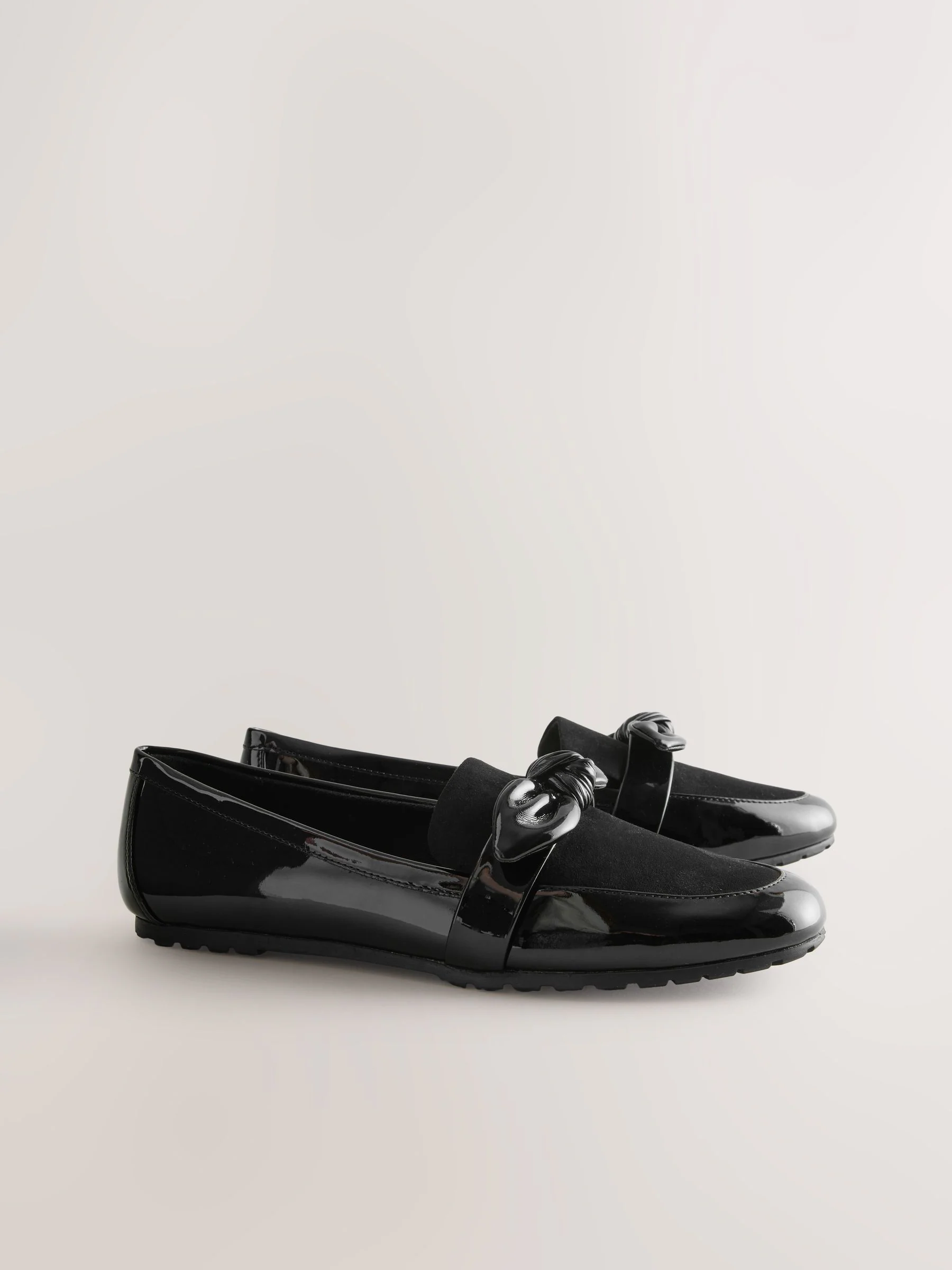 Black Forever Comfort® Bow Round Toe Loafers