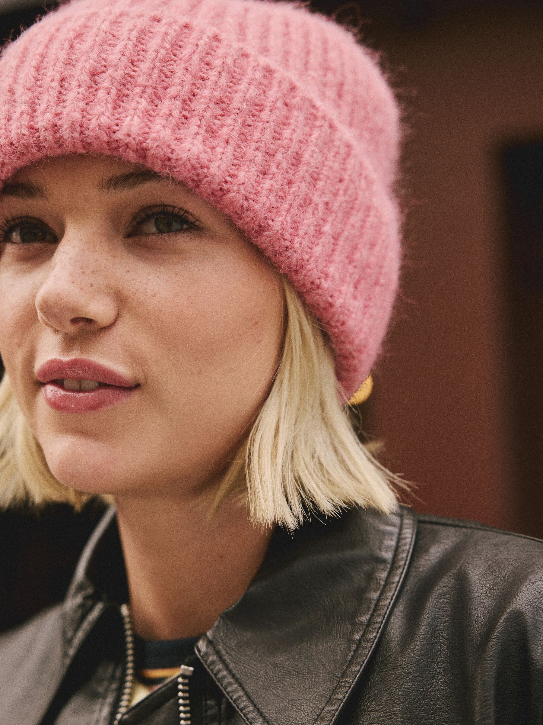 Raspberry Pink Ribbed Beanie Containing Wool Hat