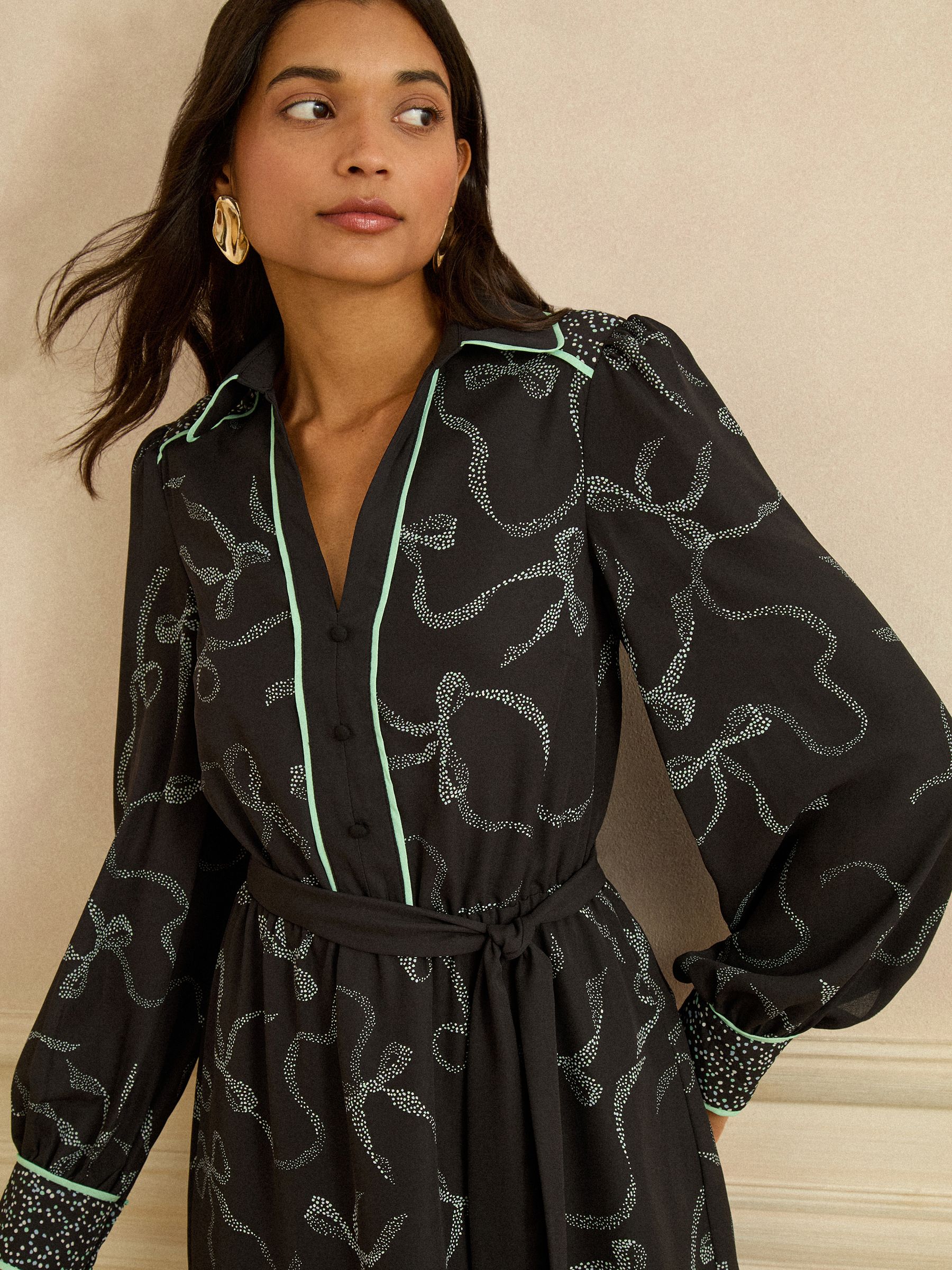 Love & Roses Bow Patch Print Mini Shirt Dress