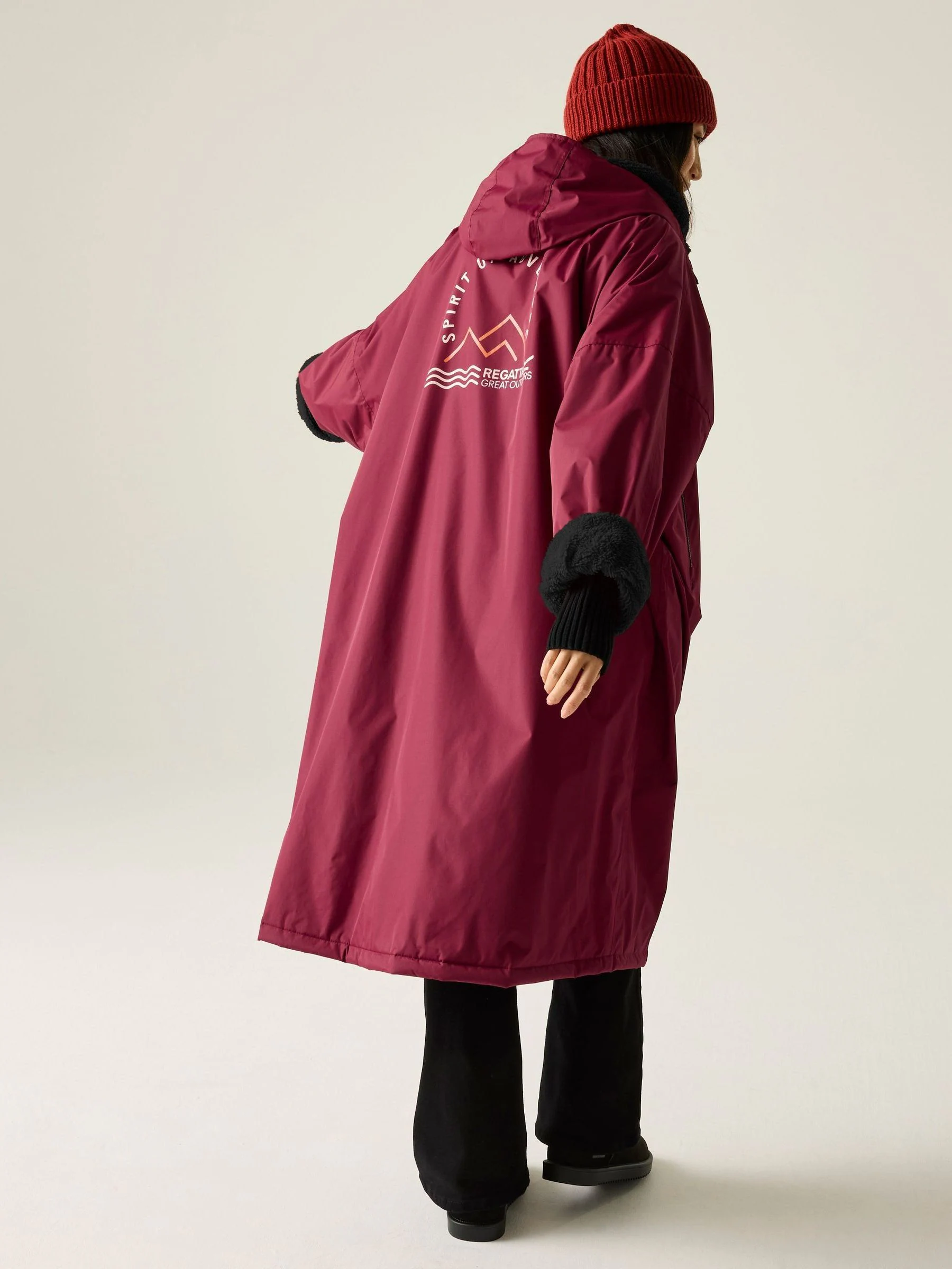 Regatta Red Adult Waterproof Changing Robe