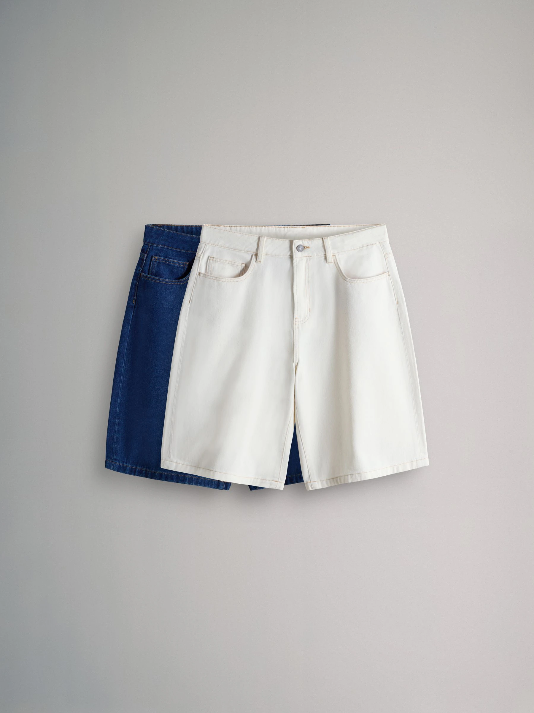 The Set 2 Pack Denim Bermuda Shorts Mid Blue/Ecru