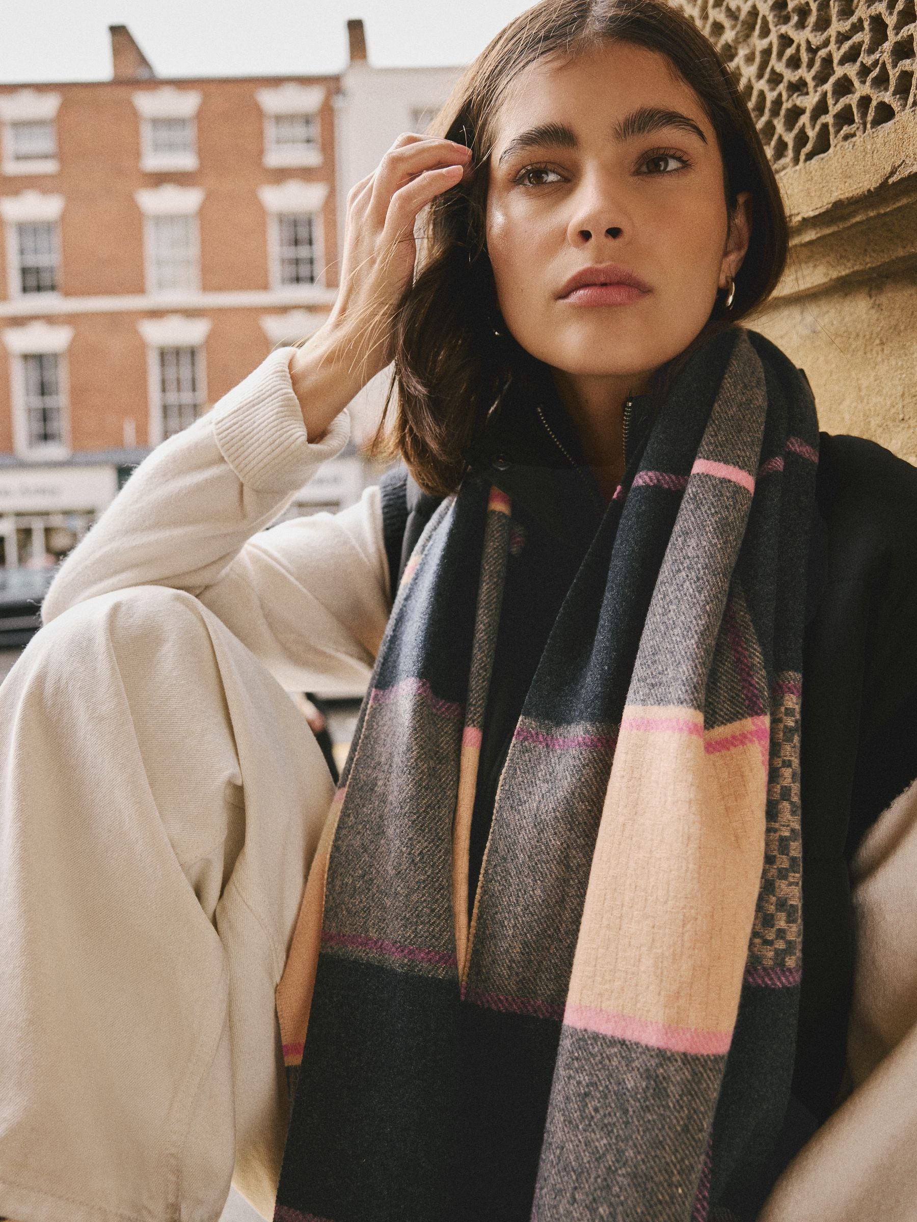 Navy Texture Check Midweight Scarf