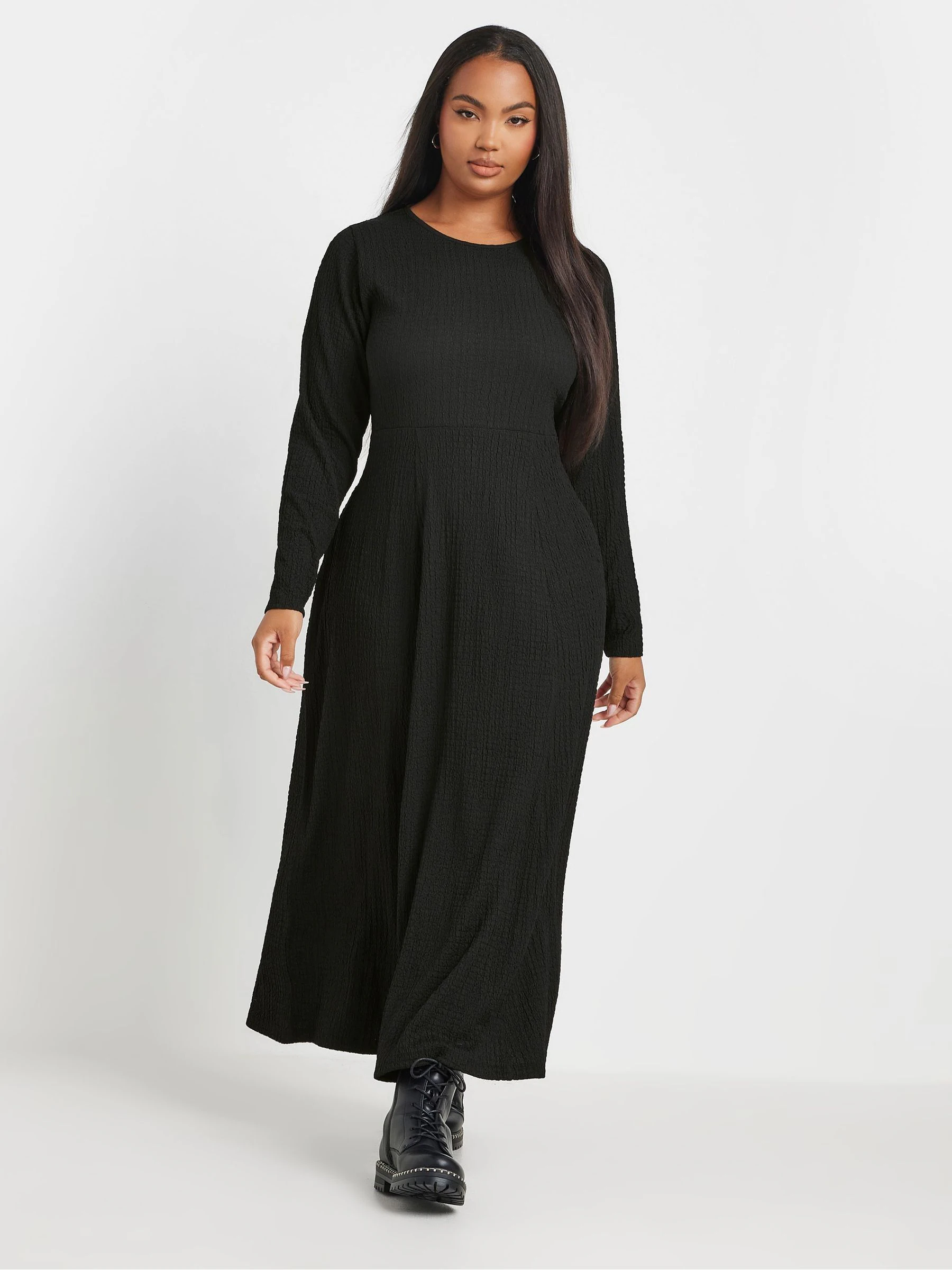 Yours Curve Black Textured Flared Maxi Dress