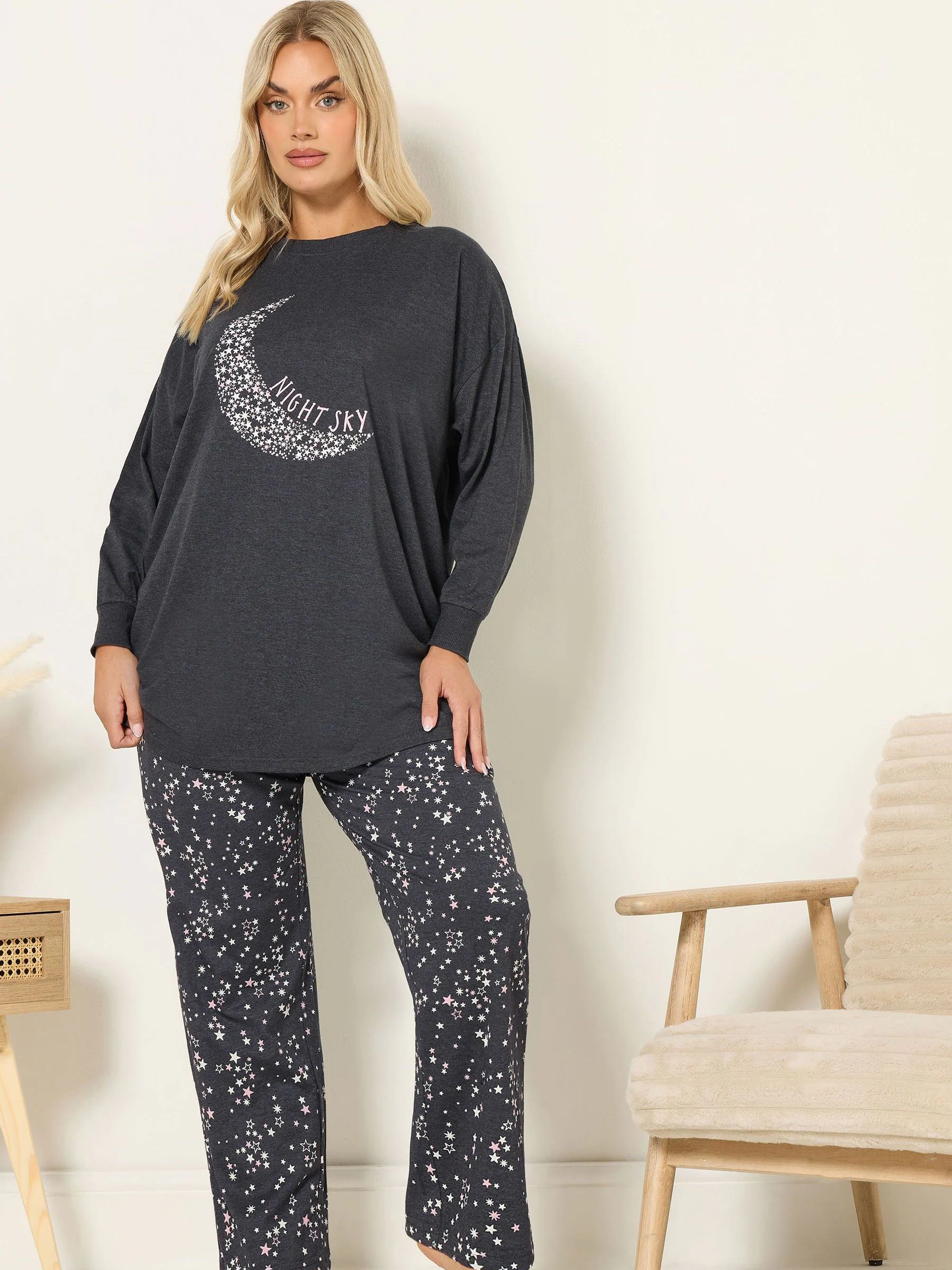 Yours Curve Grey Night Sky Long Sleeve Wide Leg Pyjamas Gift Set