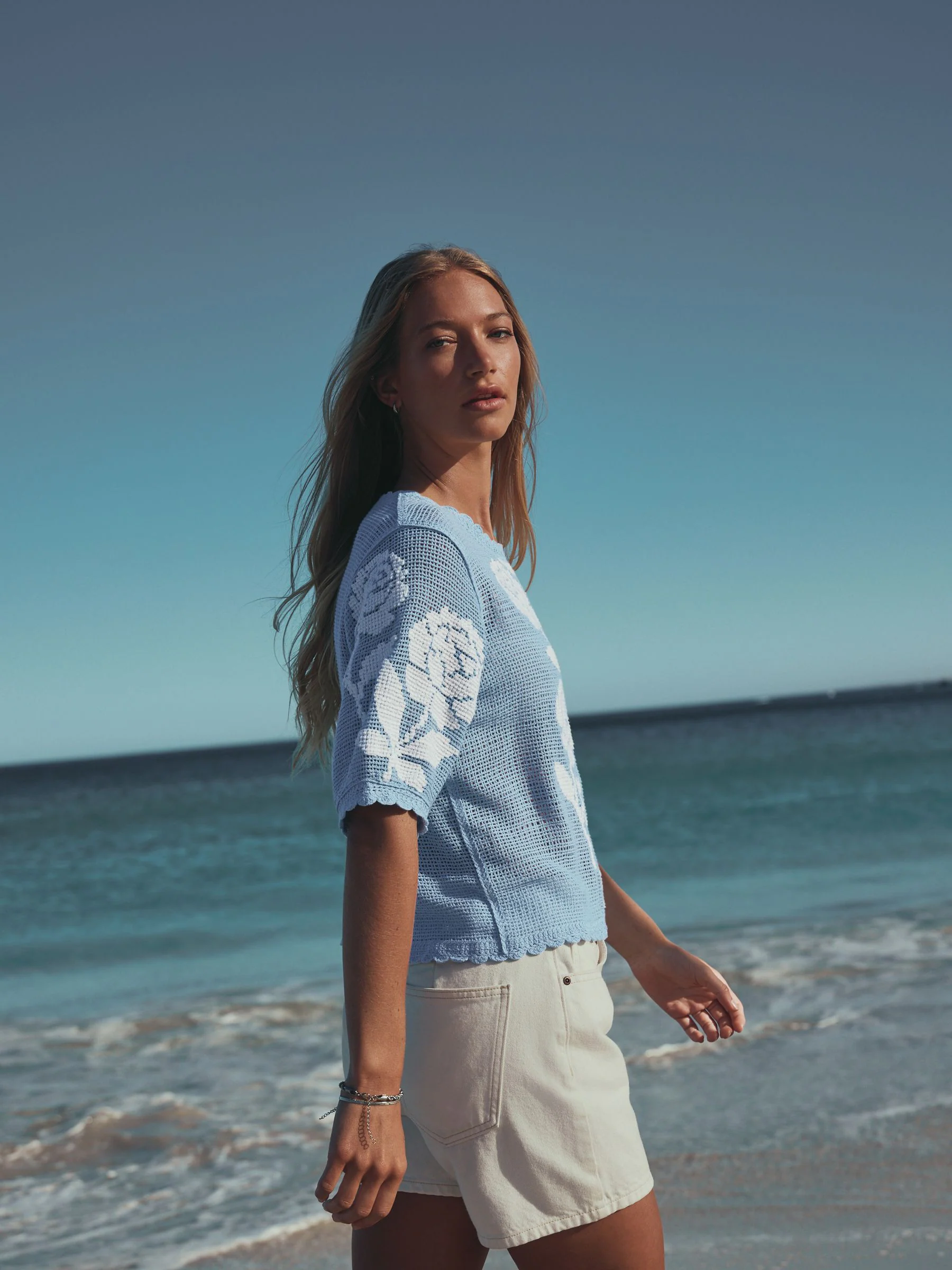 Blue/White Short Sleeve Floral Crochet Crew Neck T-Shirt