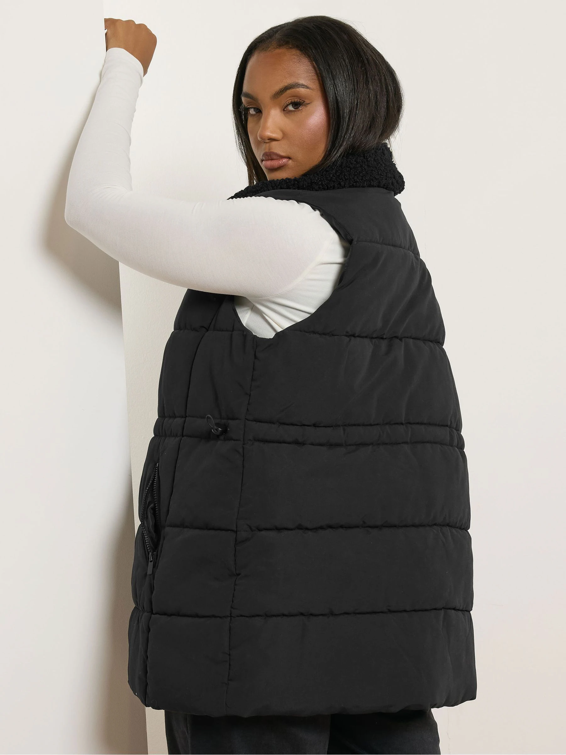 Yours Curve Black Short Gilet