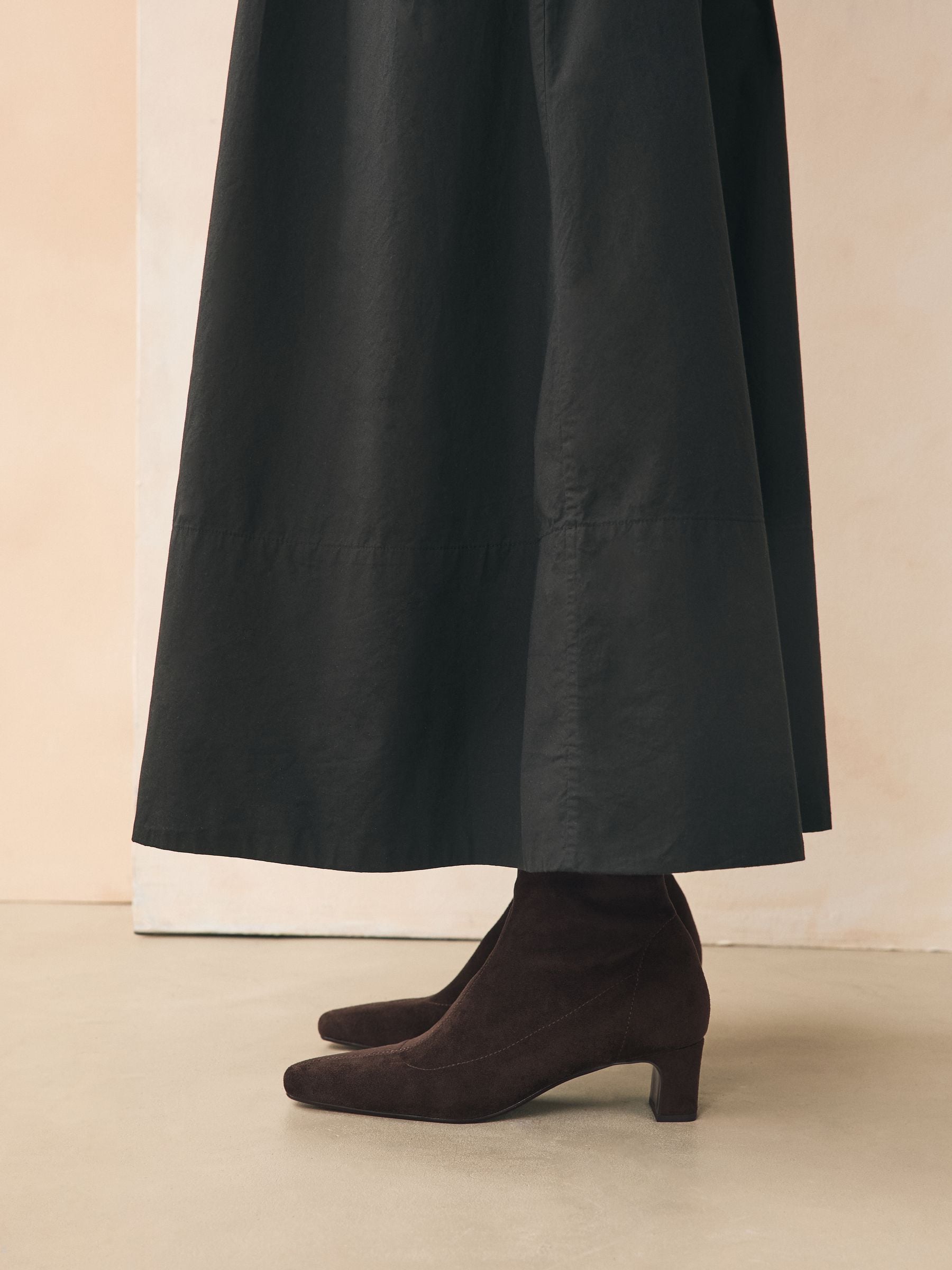 Chocolate Brown Standard/Wide Fit Forever Comfort® Chisel Toe Knee Sock Boots