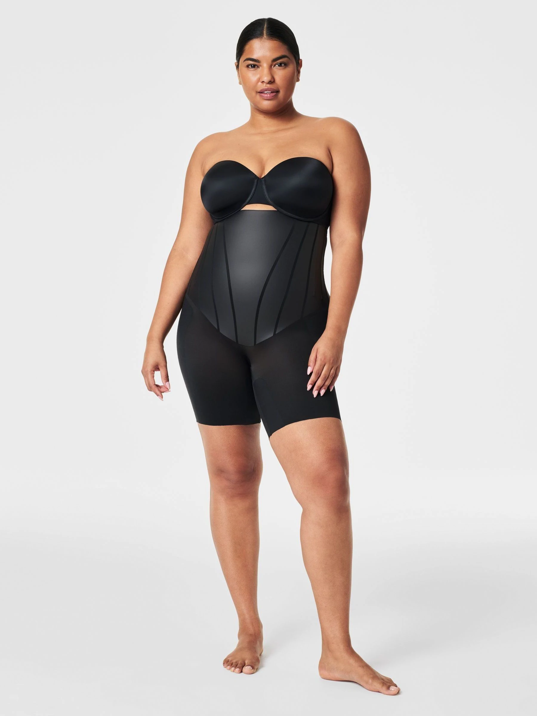 SPANX Black SPANXsupersculpt™ TotalContour High-Waisted Mid-Thigh Short