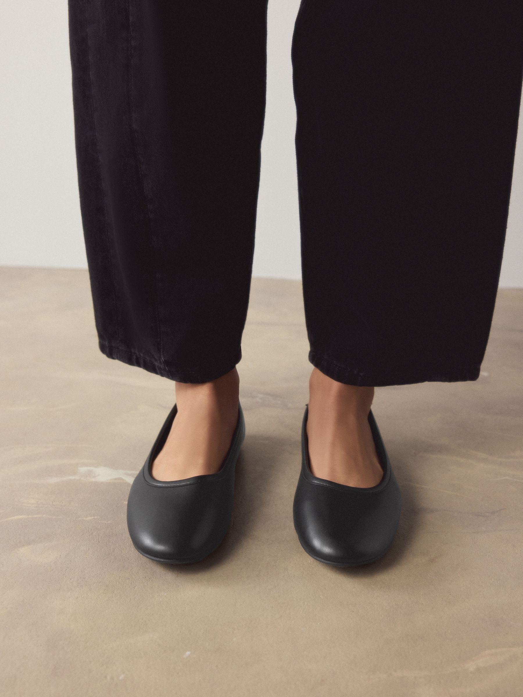 Black Standard/Wide Fit Ballerina Shoes