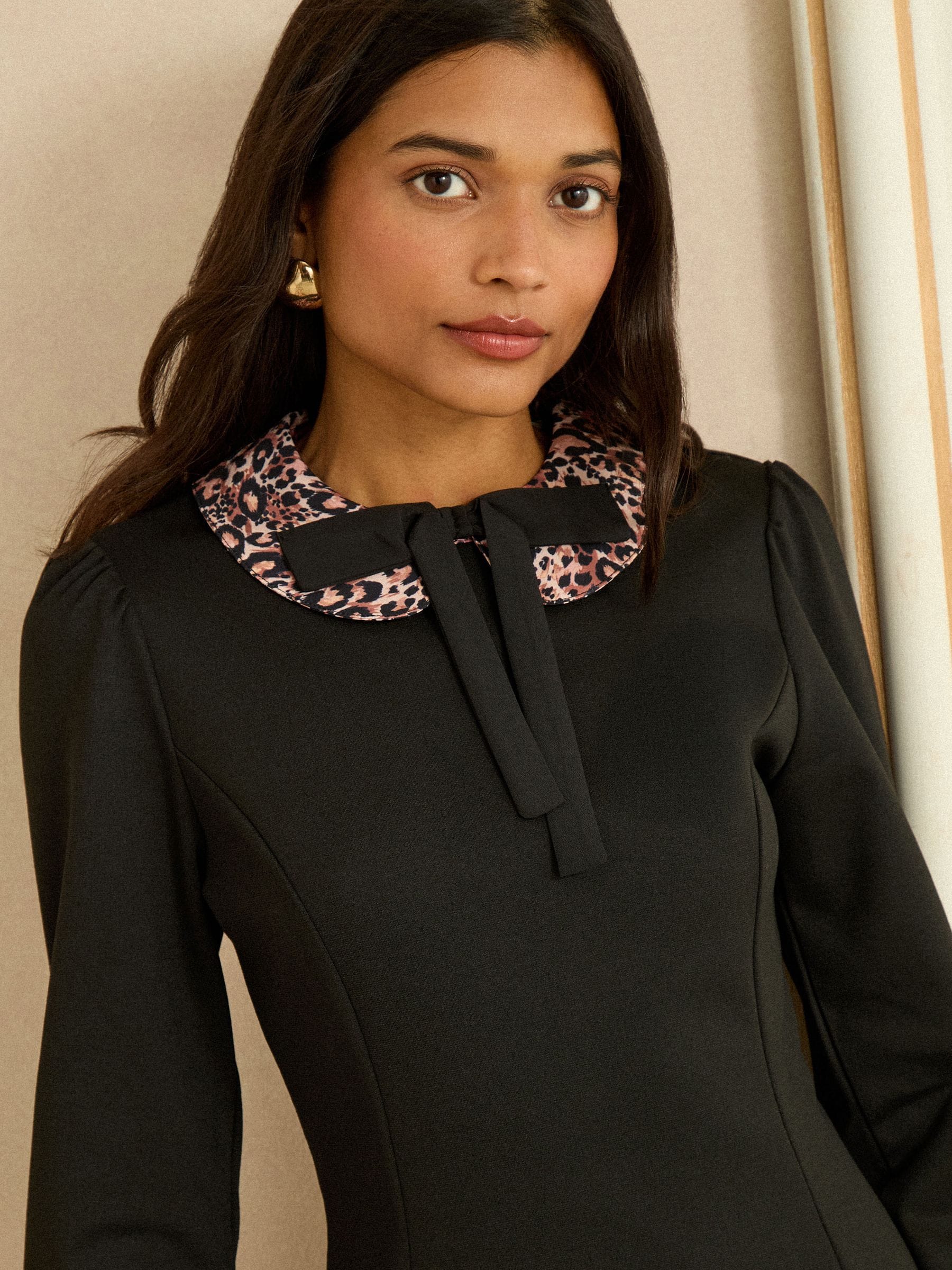 Love & Roses Black/Leopard Animal Long Sleeve Contrast Collar Mini Dress