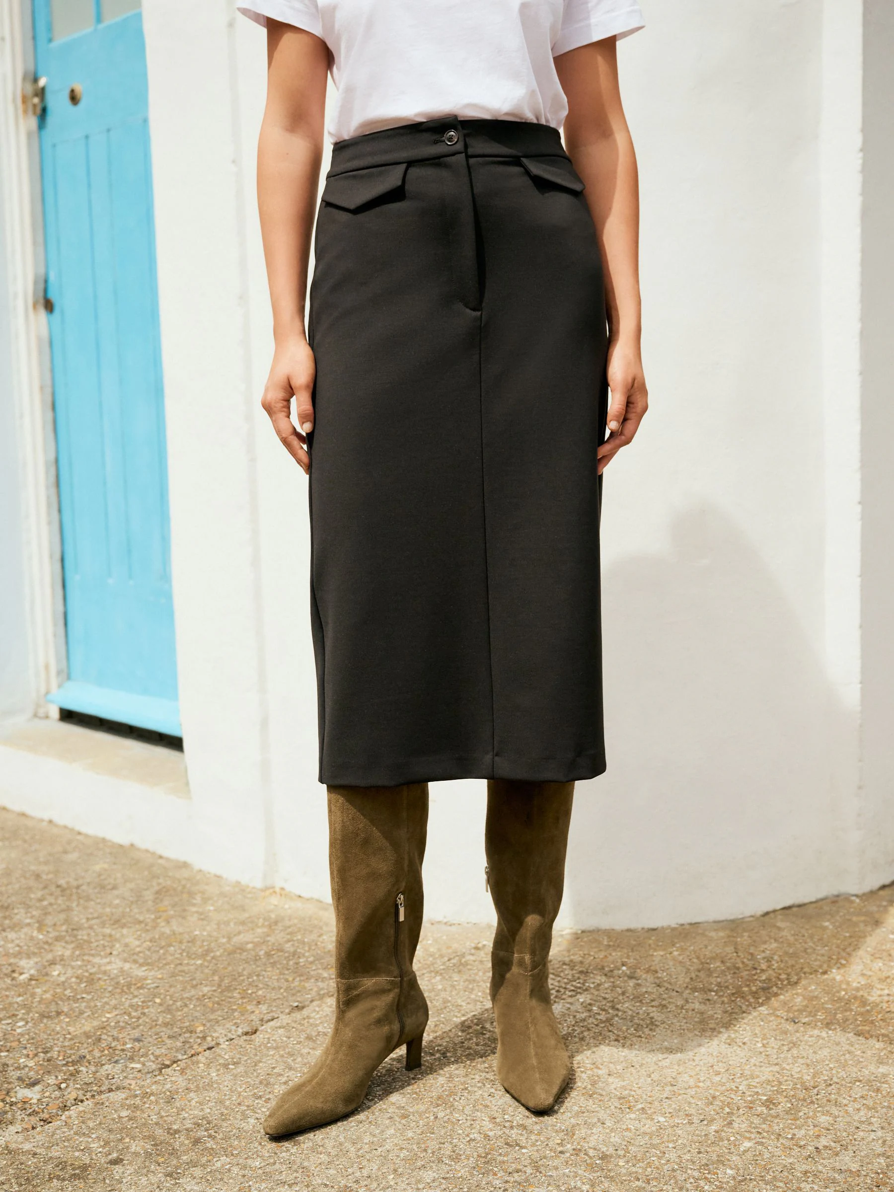 Black Ponte Pencil Skirt