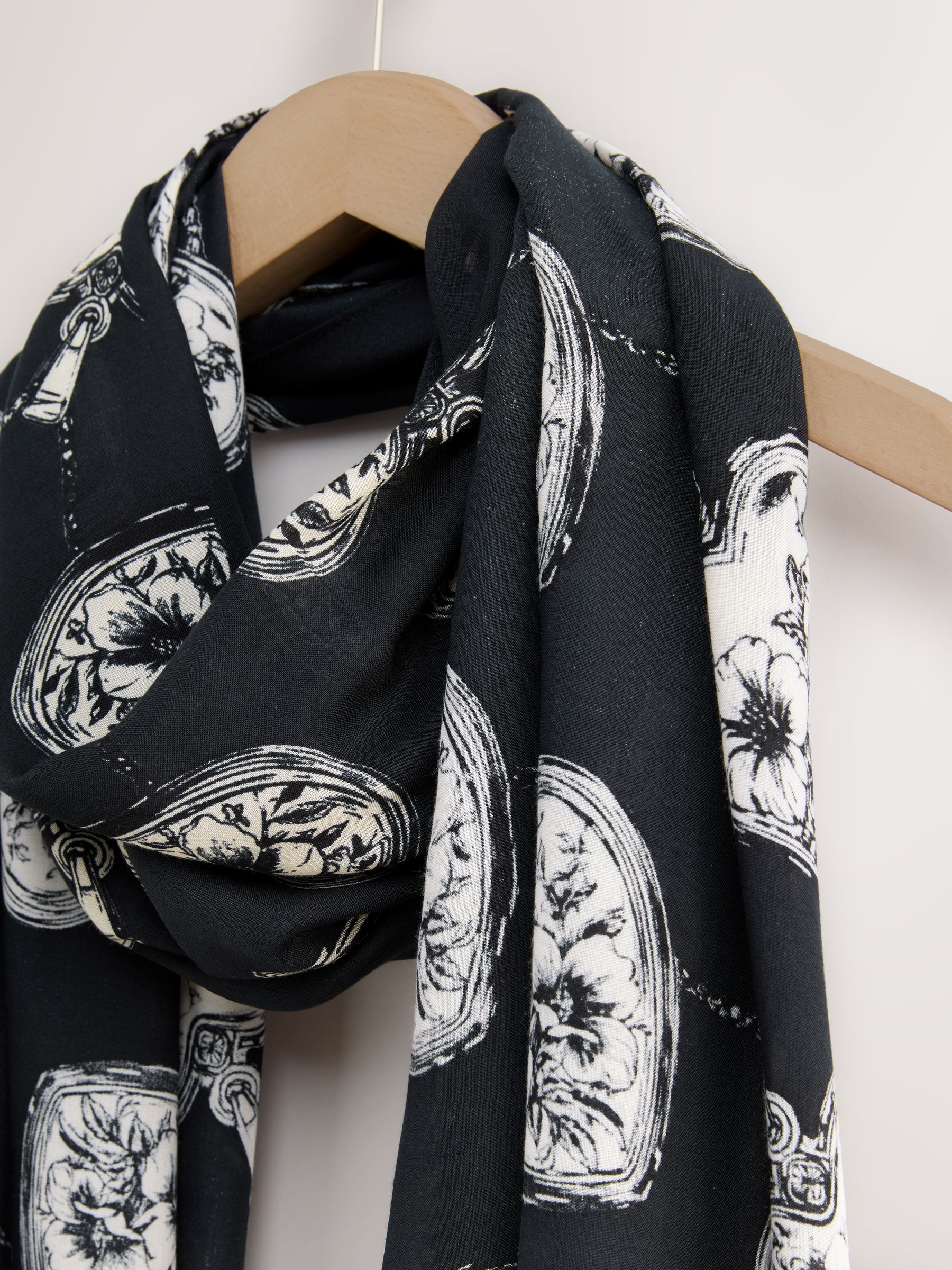 Black/White Lightweight Scarf Mono Locket Print Scarf