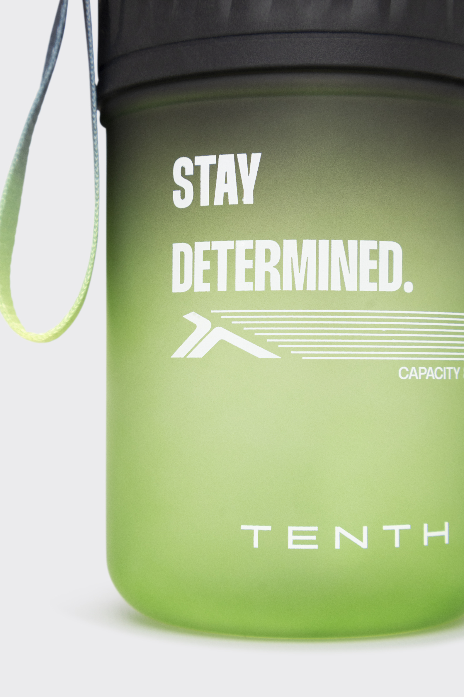 Botella Essentials Tenth Botella New Tritan 8 Hombre