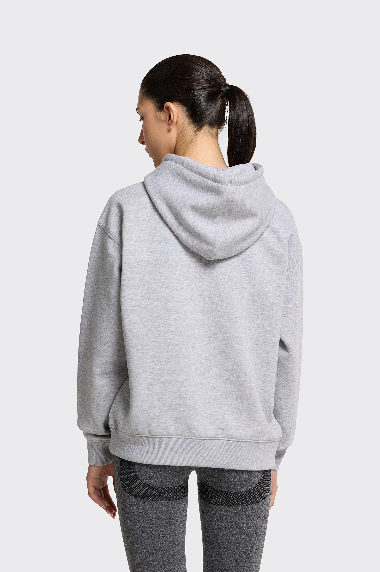 Sudadera Essentials Tenth Capucha Oversize Mujer