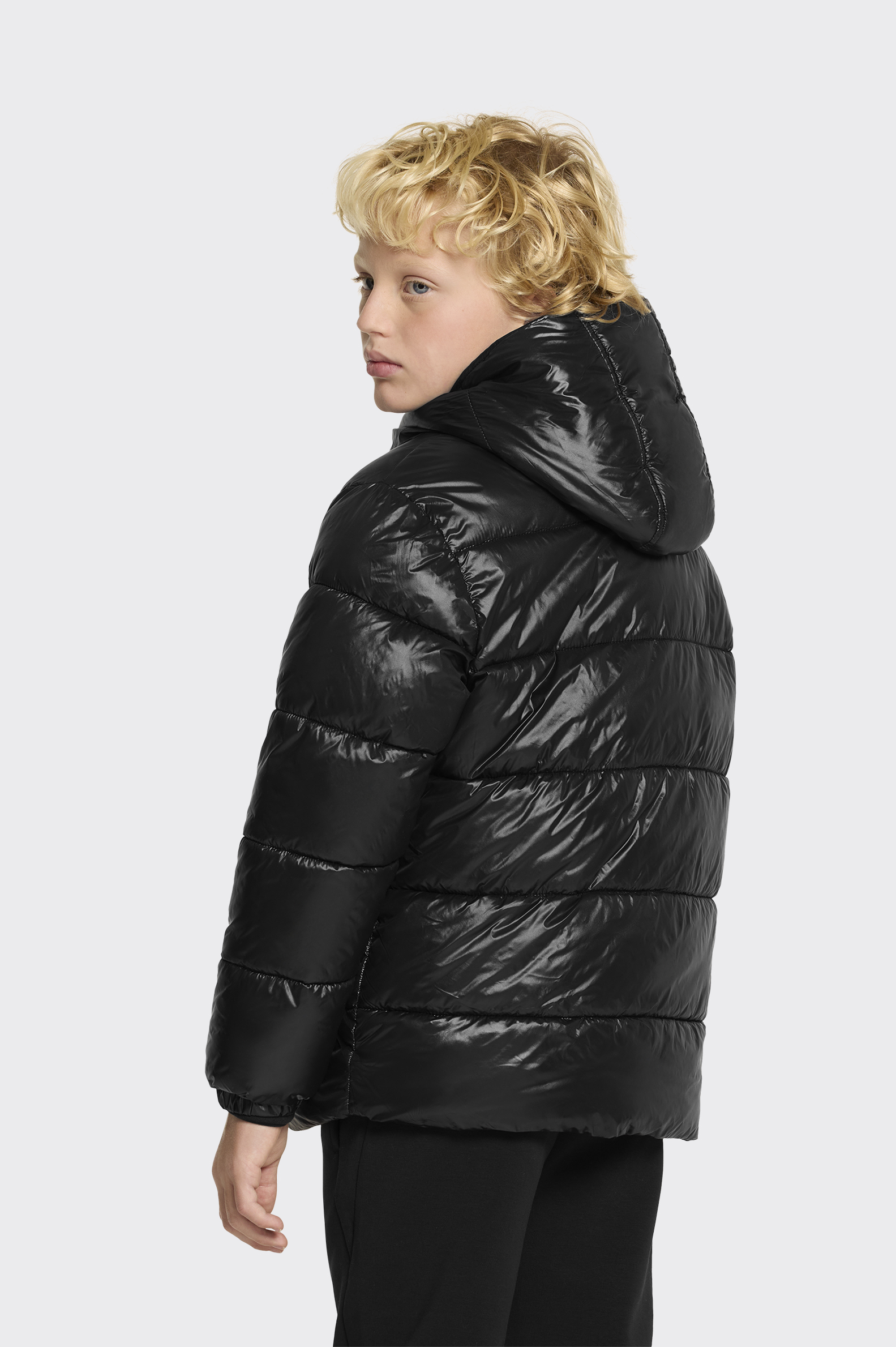 Puffer Escolar Tenth Brillo Total Black Niño