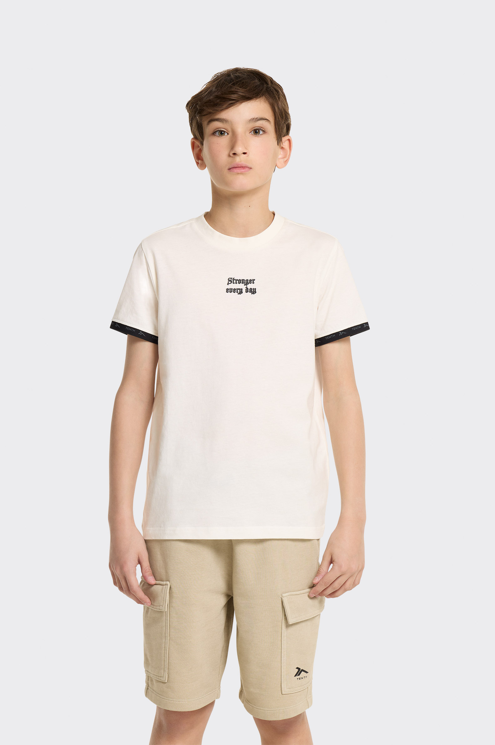 Camiseta Essentials Tenth Mangas Goma Niño