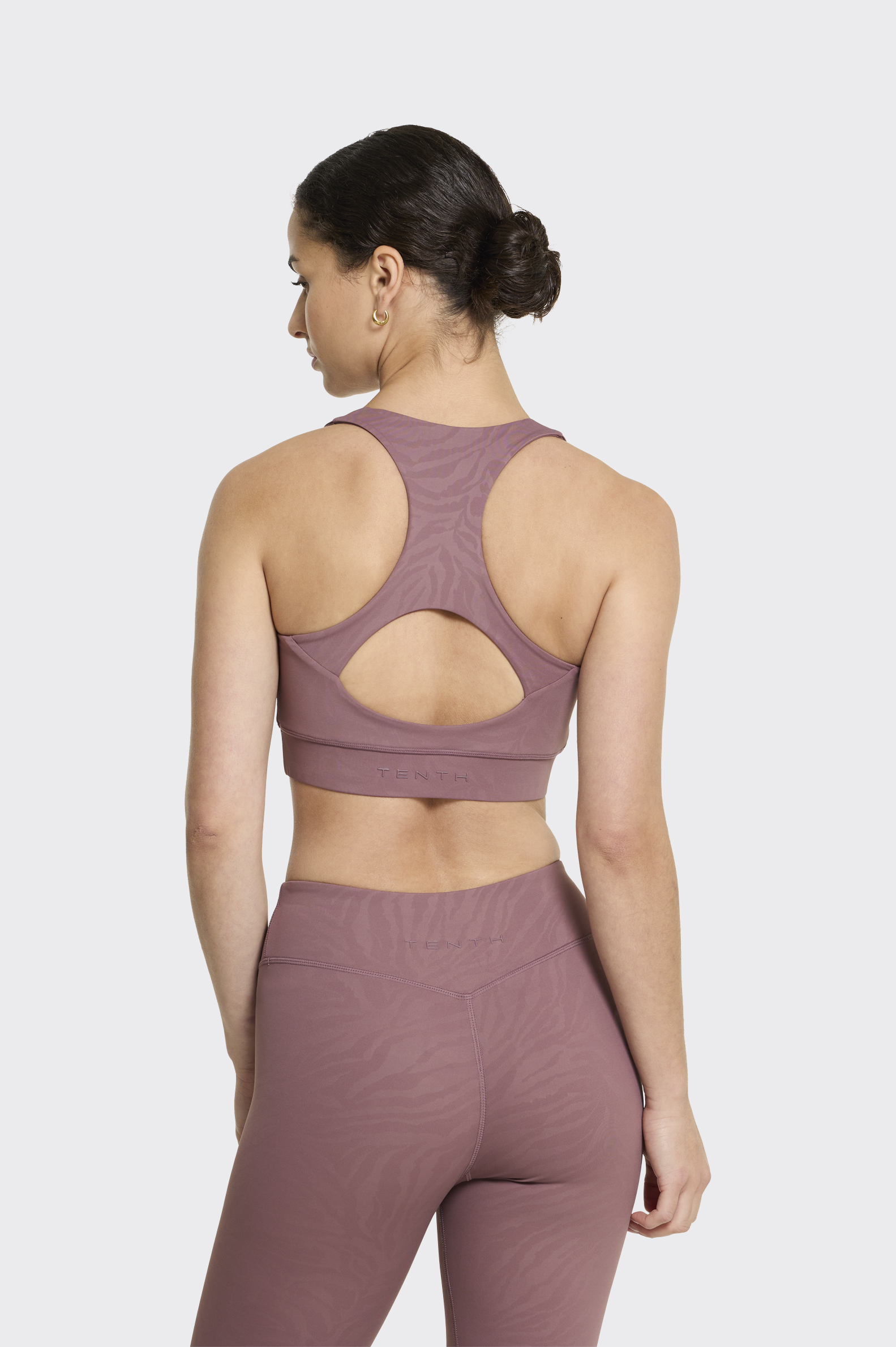 Top Essentials Tenth Estampado Animal Mujer