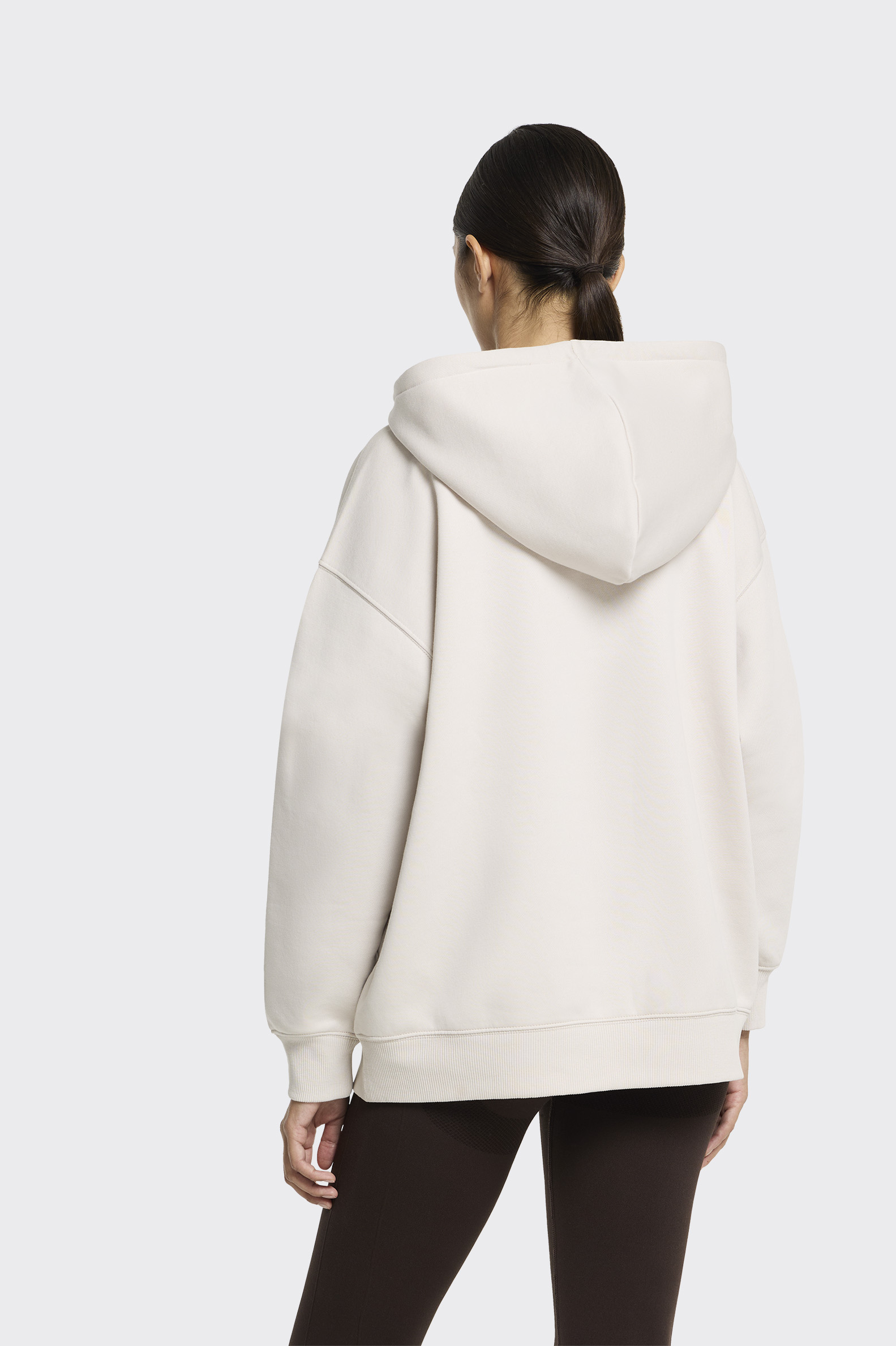 Sudadera Essentials Tenth Capucha Oversize Mujer