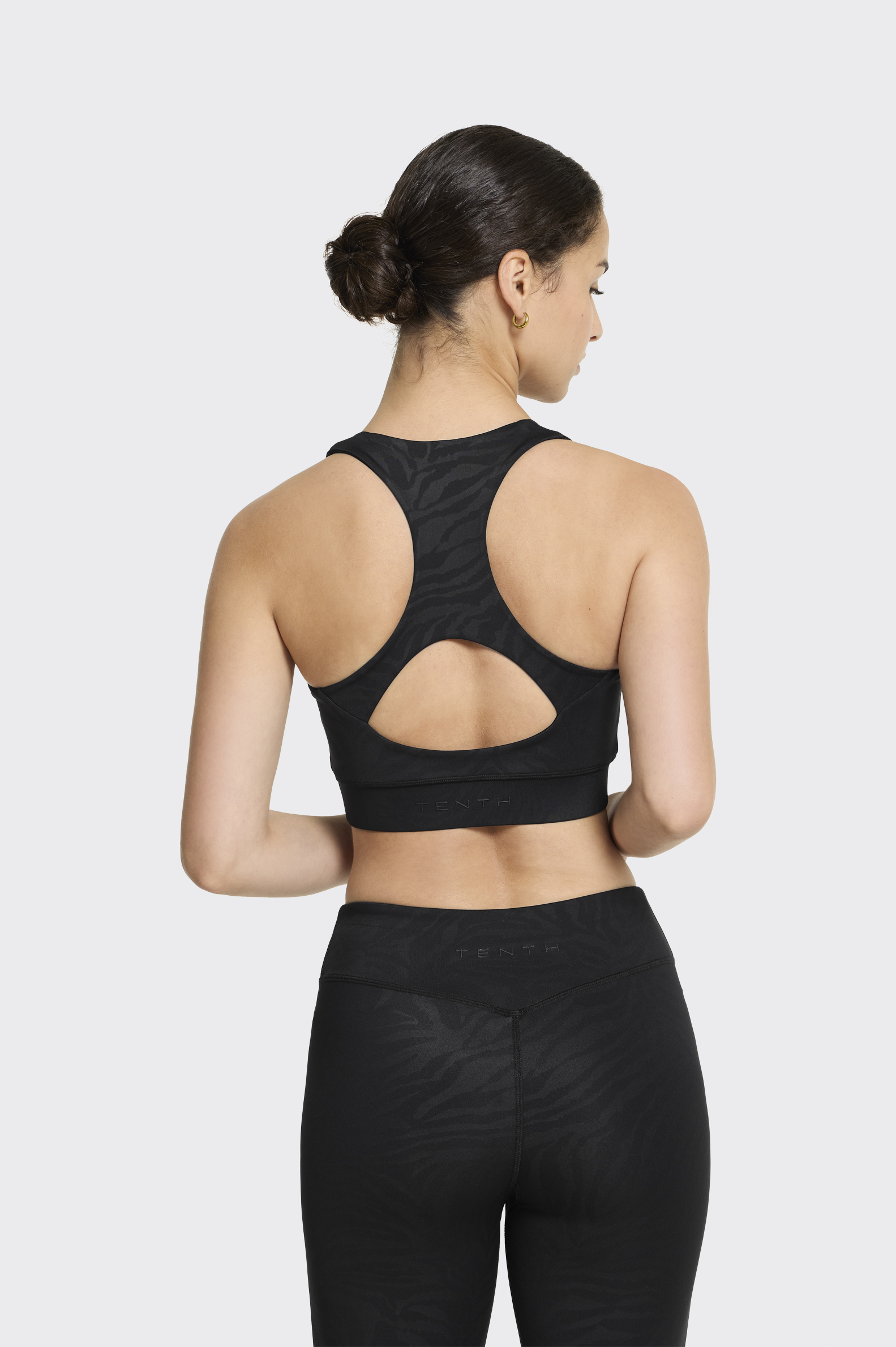 Top Essentials Tenth Estampado Animal Mujer