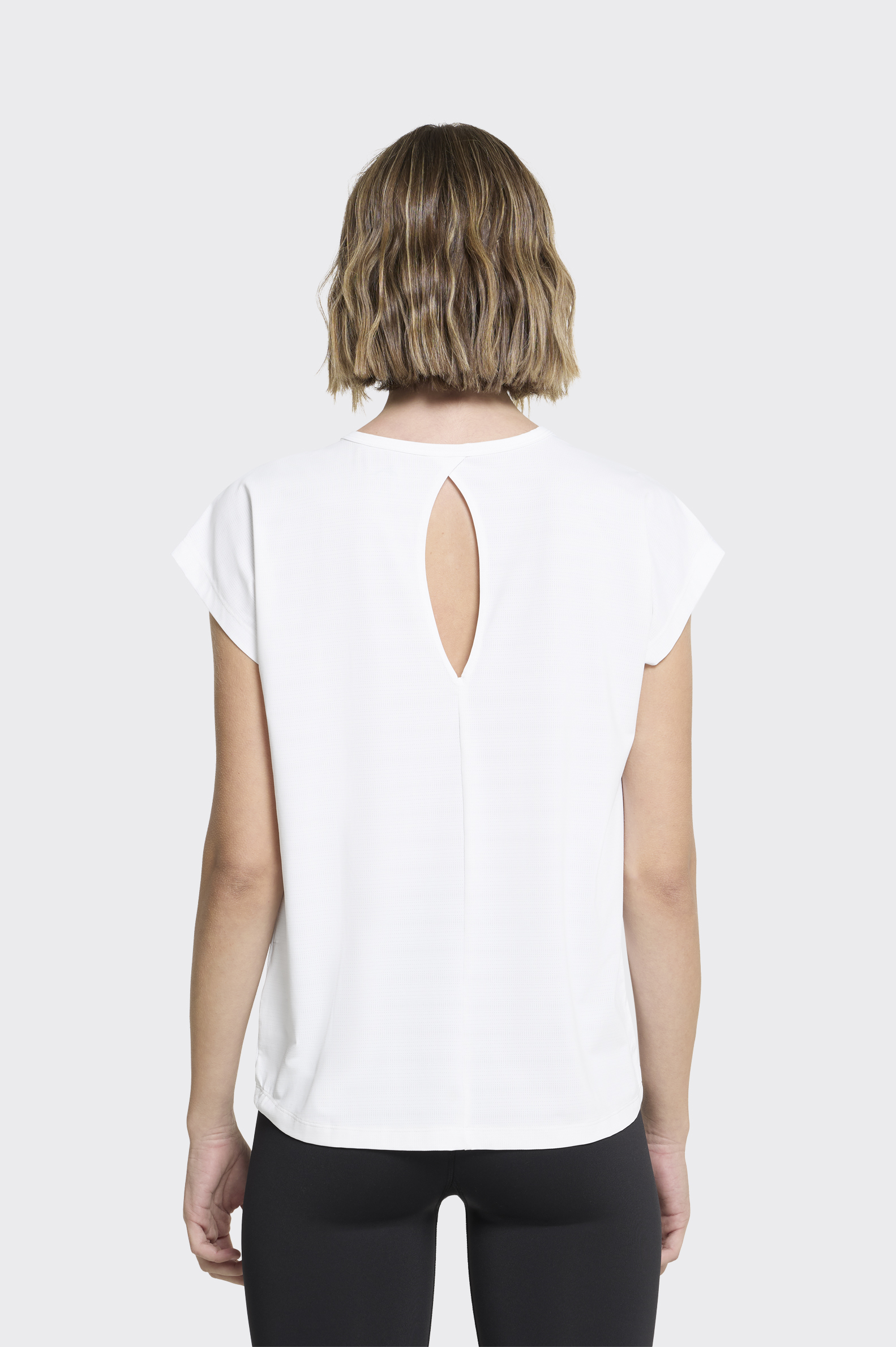 Camiseta Manga Corta Tenth Espalda Lágrima Mujer