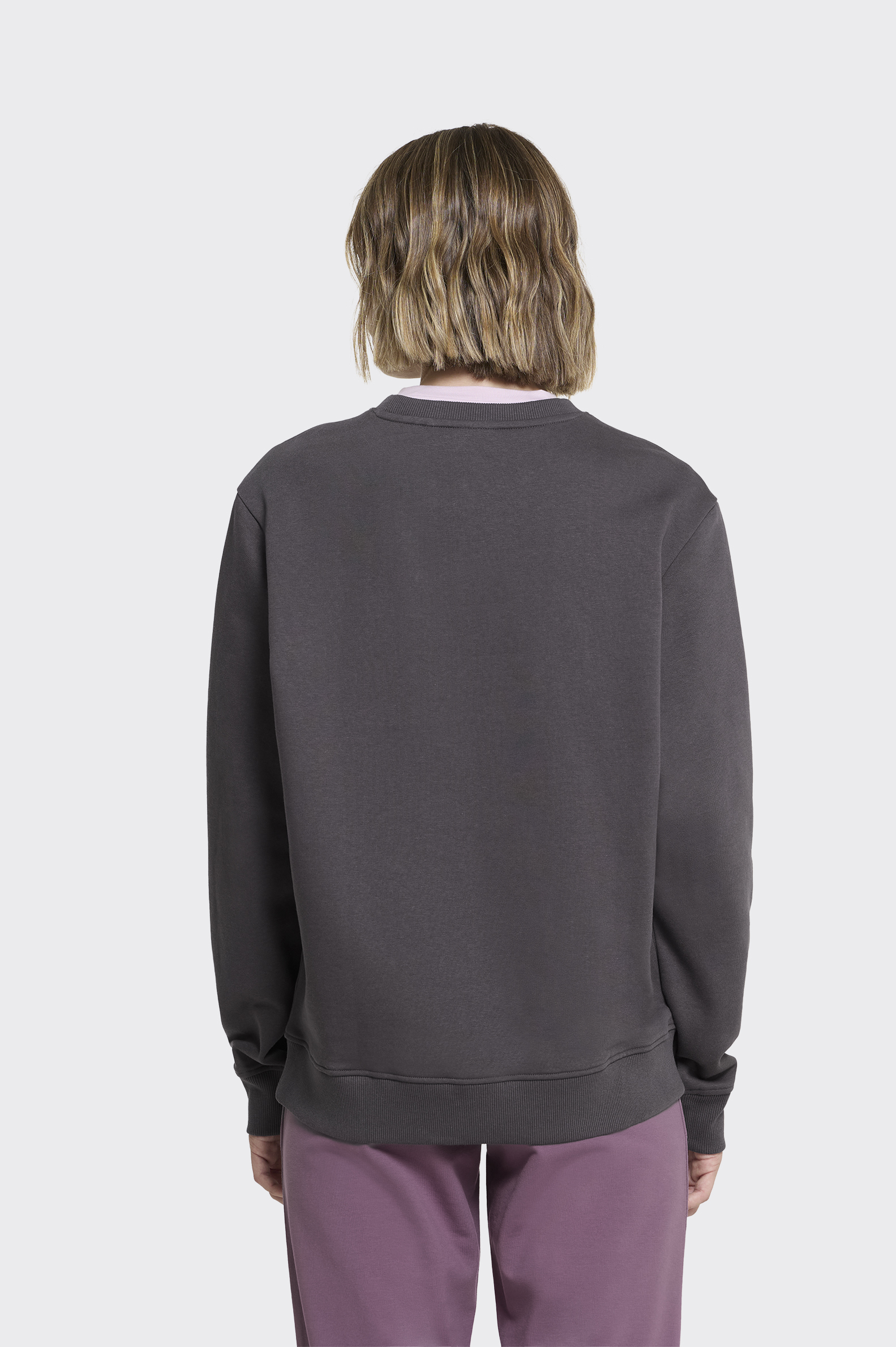 Sudadera Essentials Tenth Cuello Caja Mujer