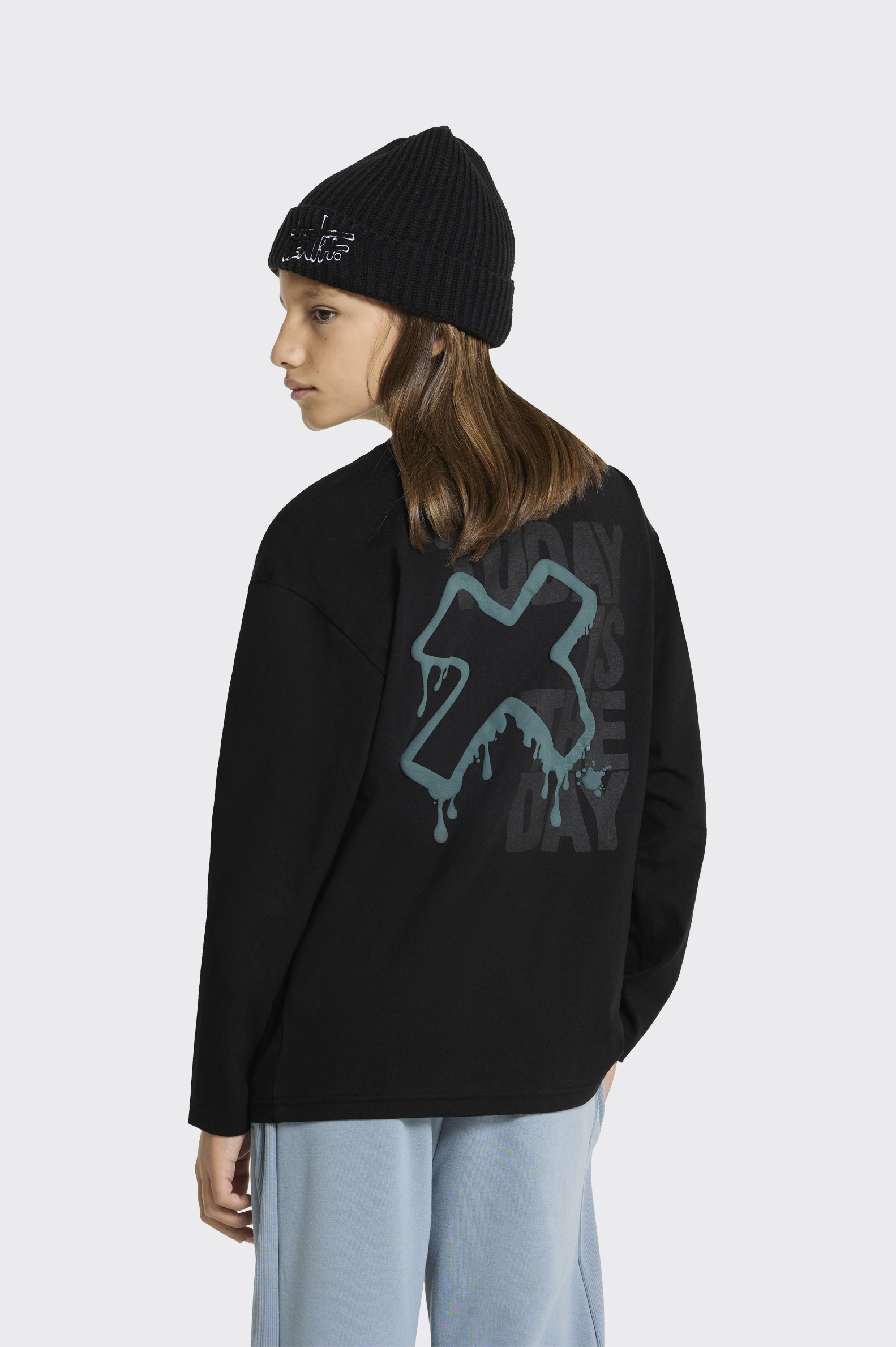 Camiseta Essentials Tenth Dibujos Niño