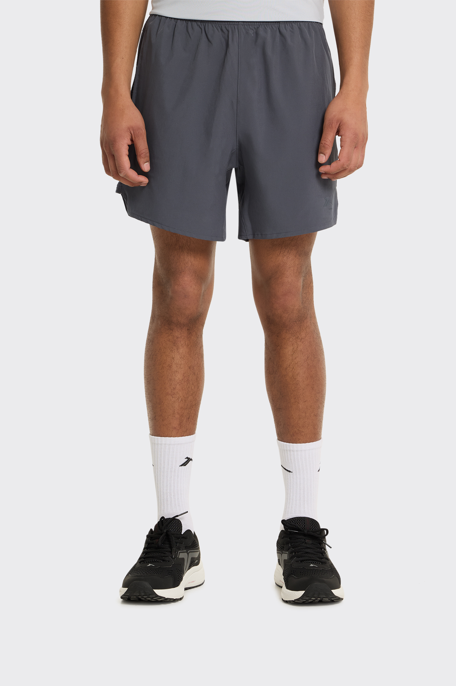 Short Outlet Tenth Esp Out. Short Téc Hombre