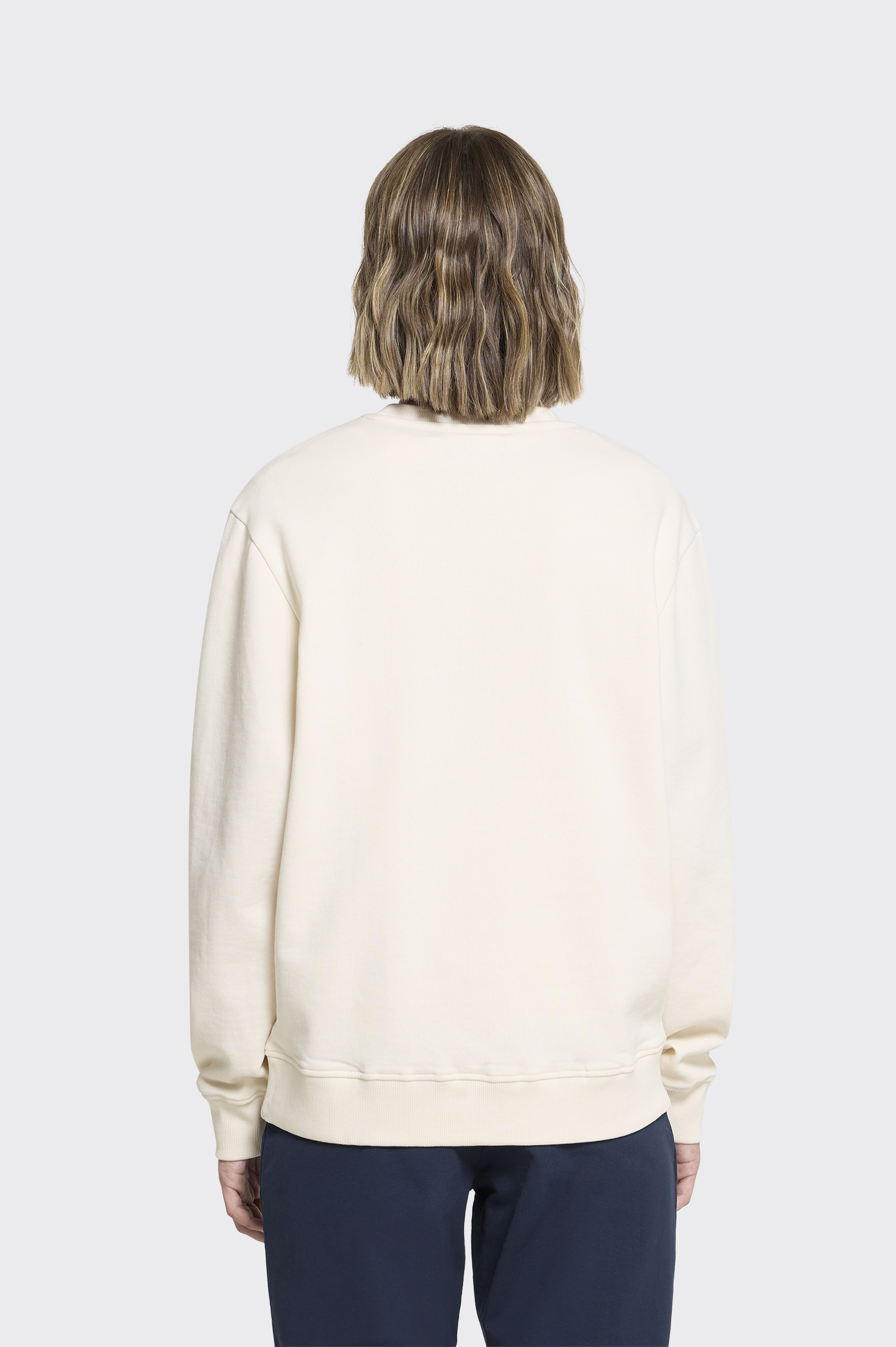 Sudadera Essentials Tenth Cuello Caja Mujer