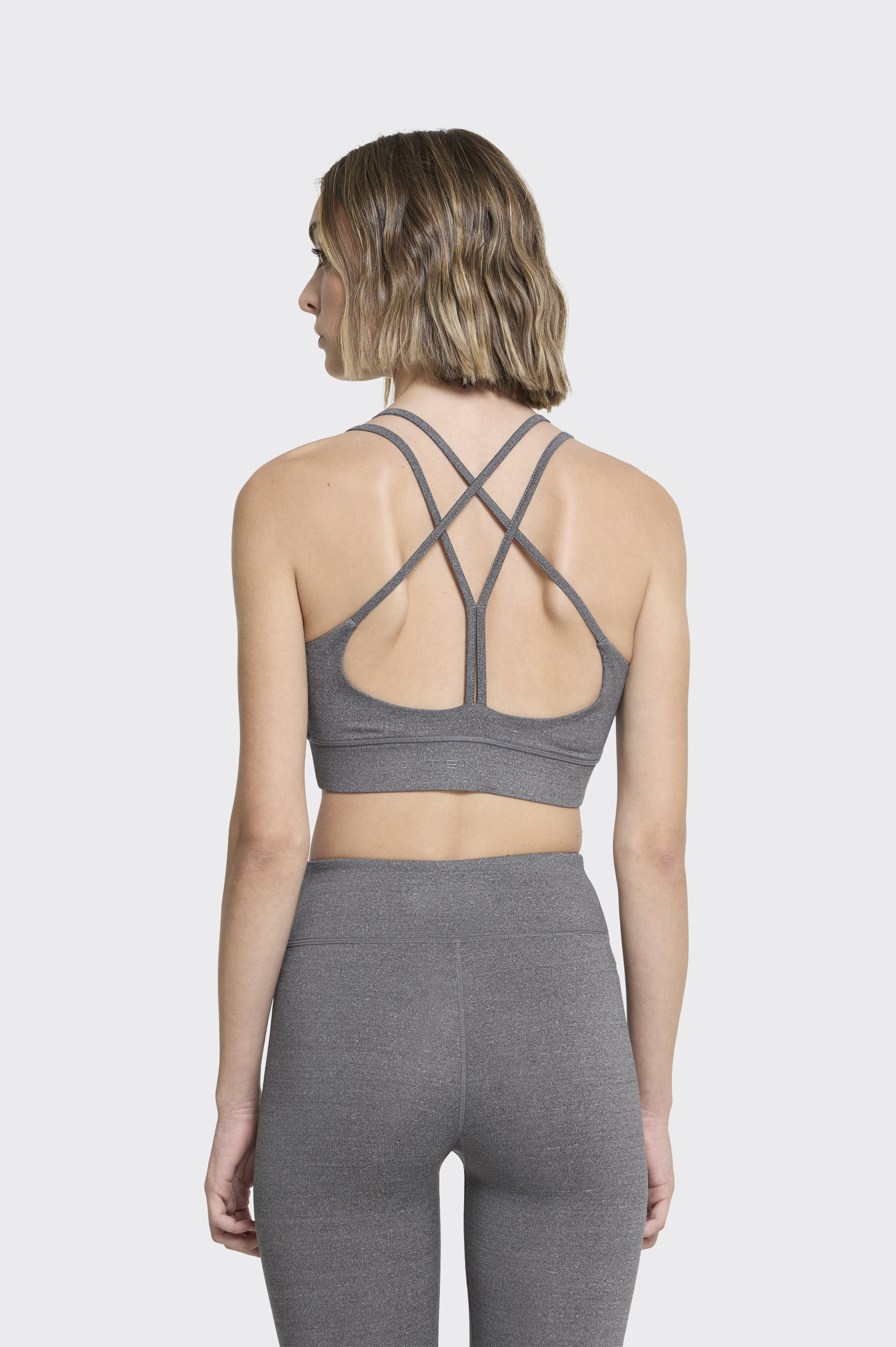 Top Essentials Tenth Espalda Tiras Mujer