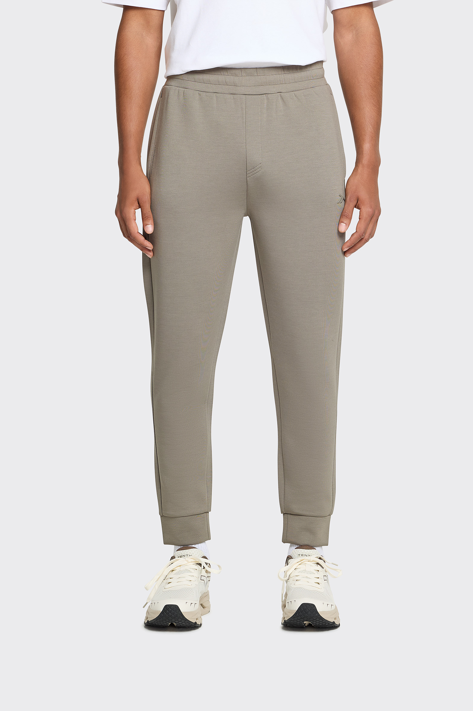 Pantalón Essentials Tenth Dry Puño Hombre