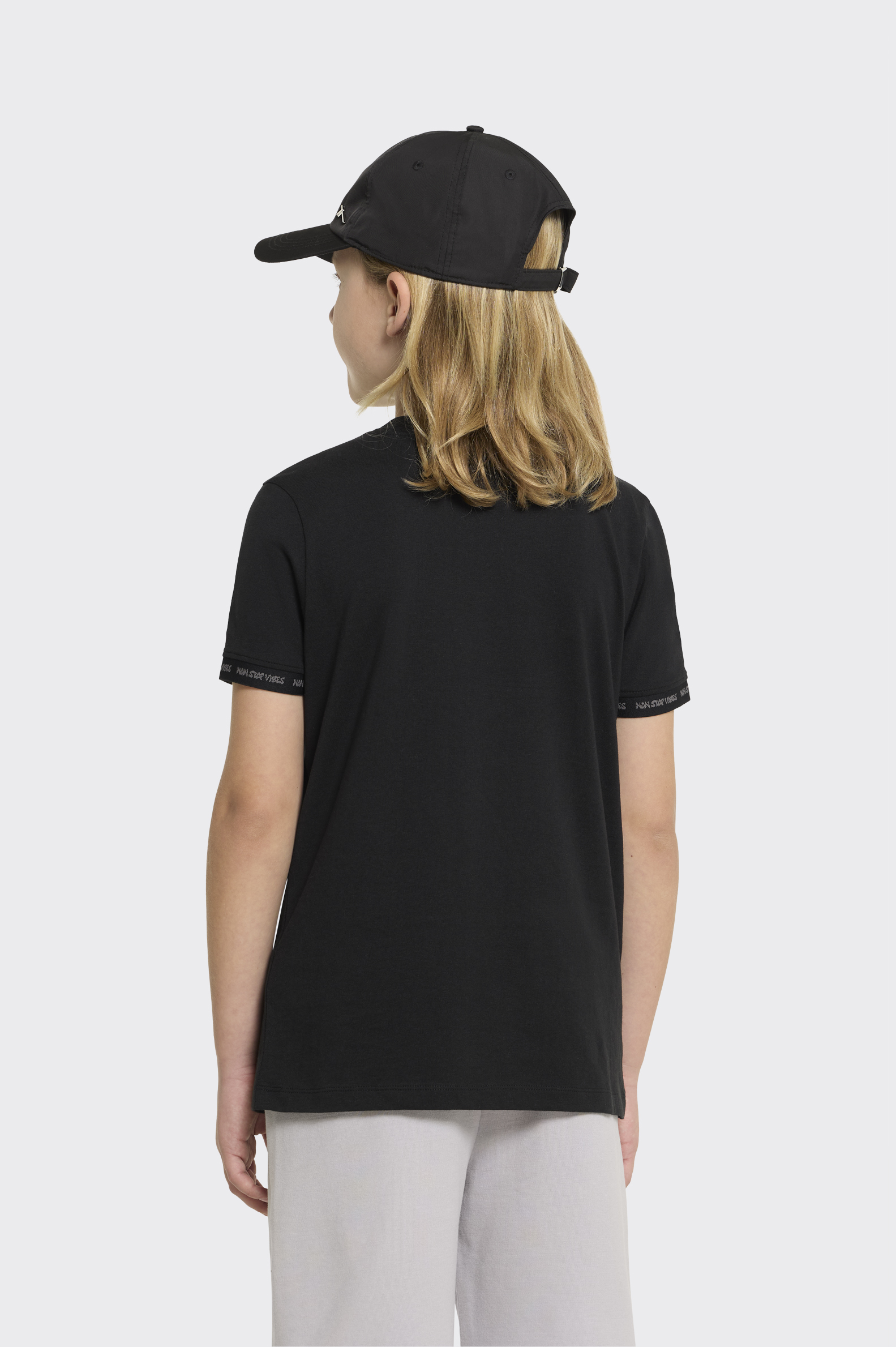 Camiseta Essentials Tenth Mangas Goma Niño