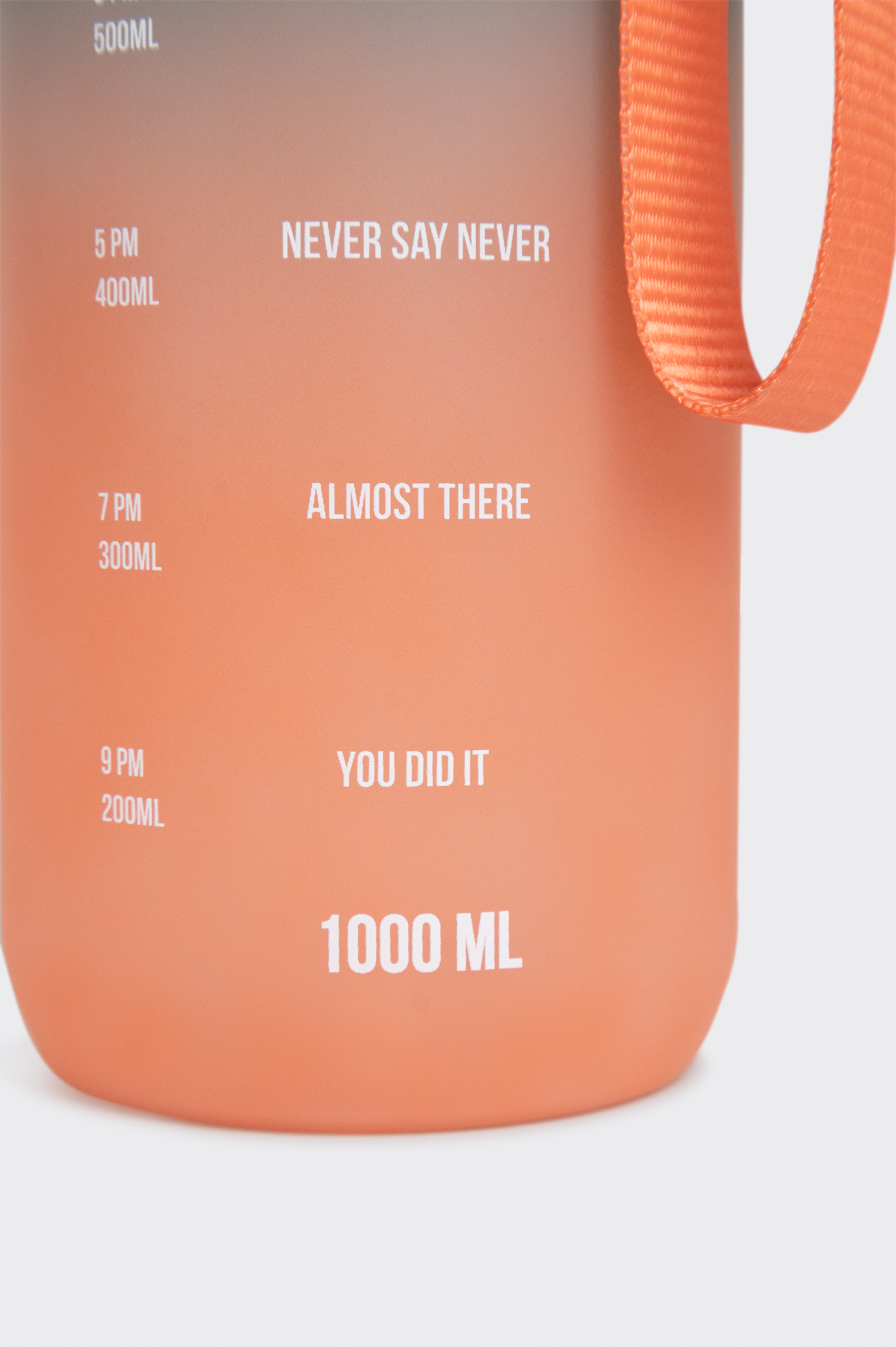 Botella Essentials Tenth Tritán Degradada 1000 Ml