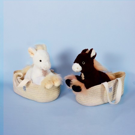 Peluche cheval avec son panier Alezan - 25 cm - Marron foncé - M