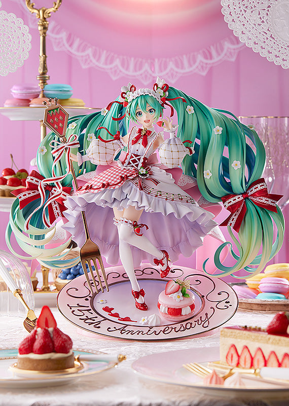 Hatsune Miku: 15th Anniversary Ver. 1/7 Scale Figure