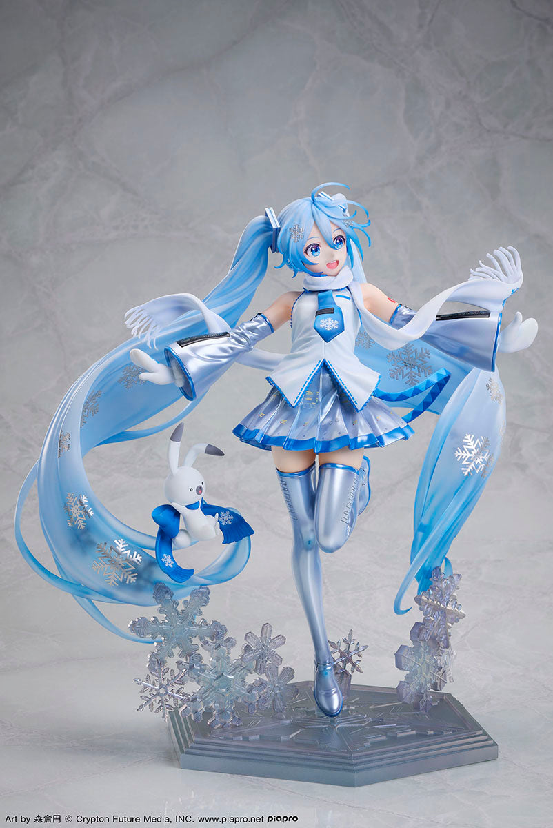 Hatsune Miku - Snow Miku Sky Town 10th Anniversary Ver. 1/7 Complete Figure