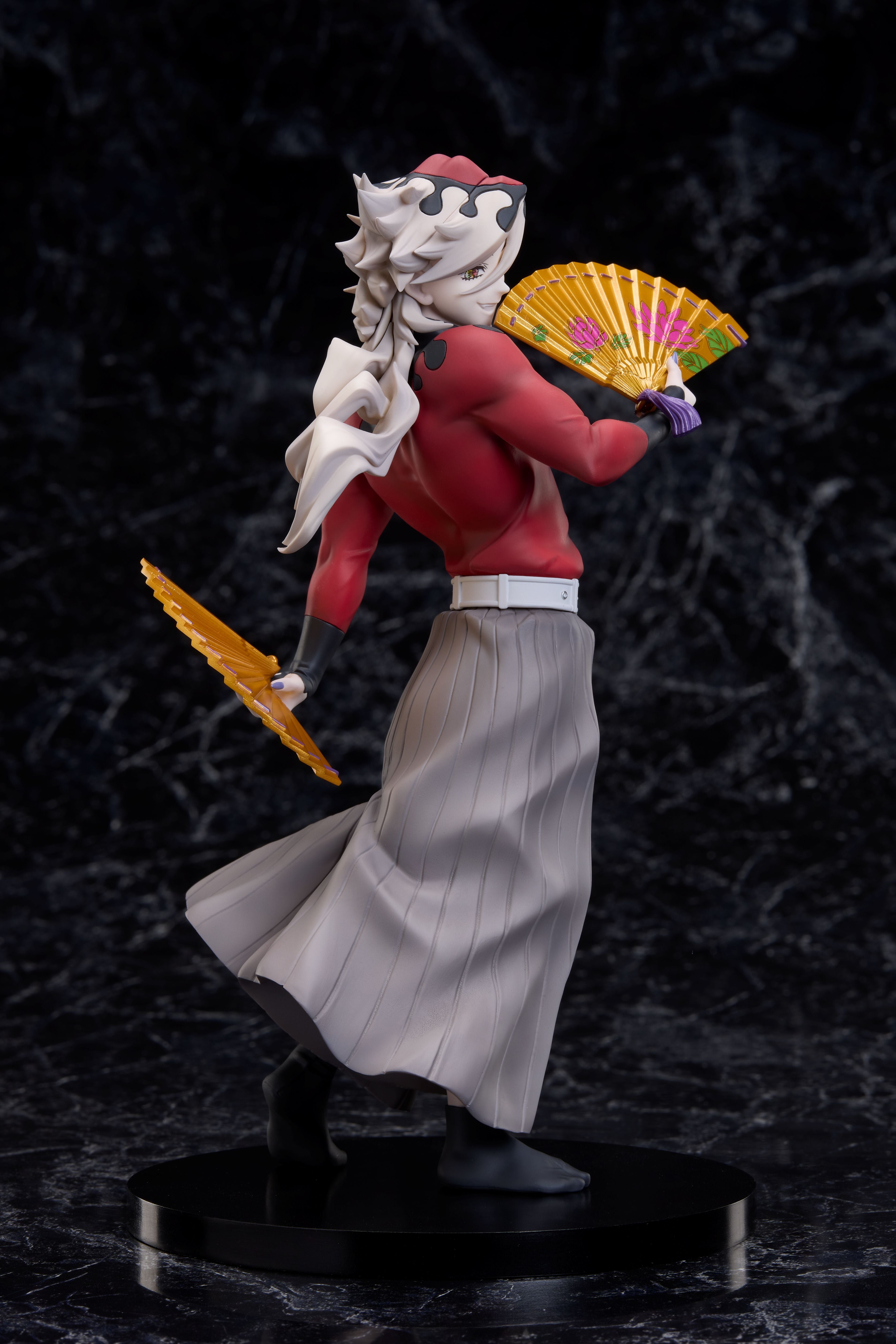 Demon Slayer: Kimetsu no Yaiba - Douma non-scale figure