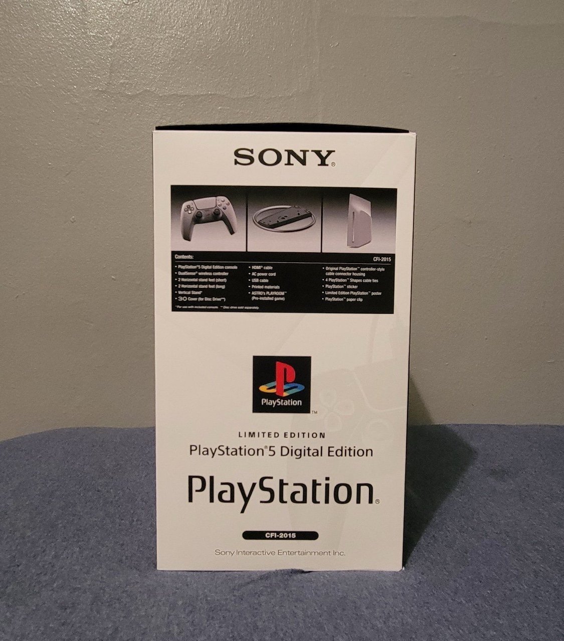 PlayStation 5 limited edition. 30th anniversary 7C15